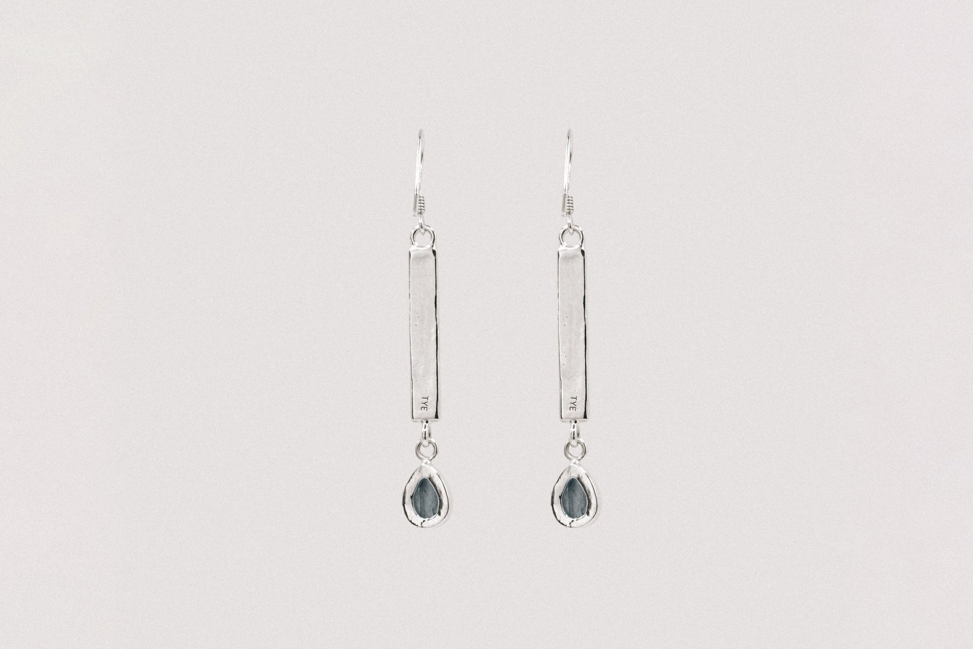 EARRINGS GOUTTE