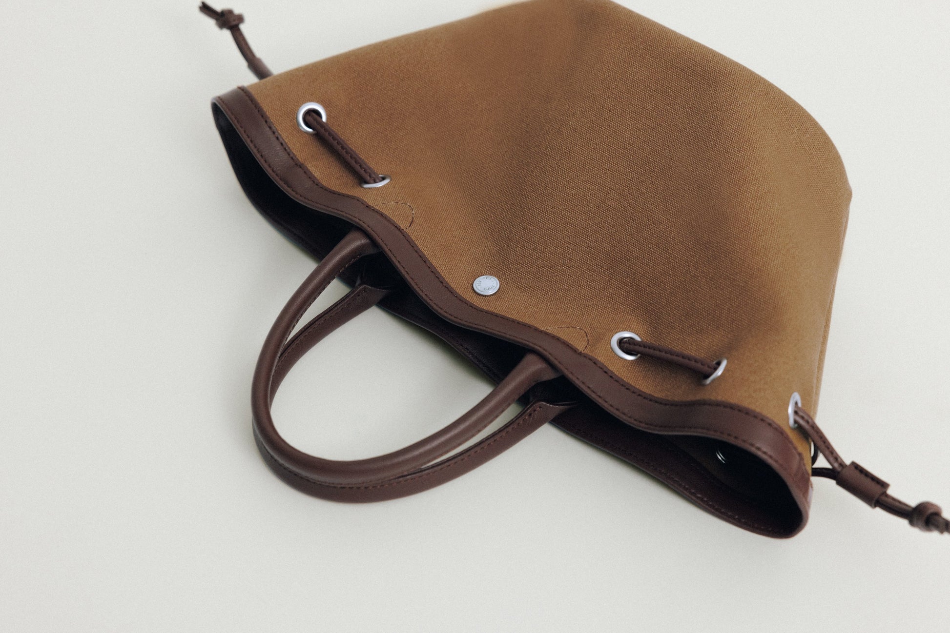 SAC COQUILLE MINI TAN