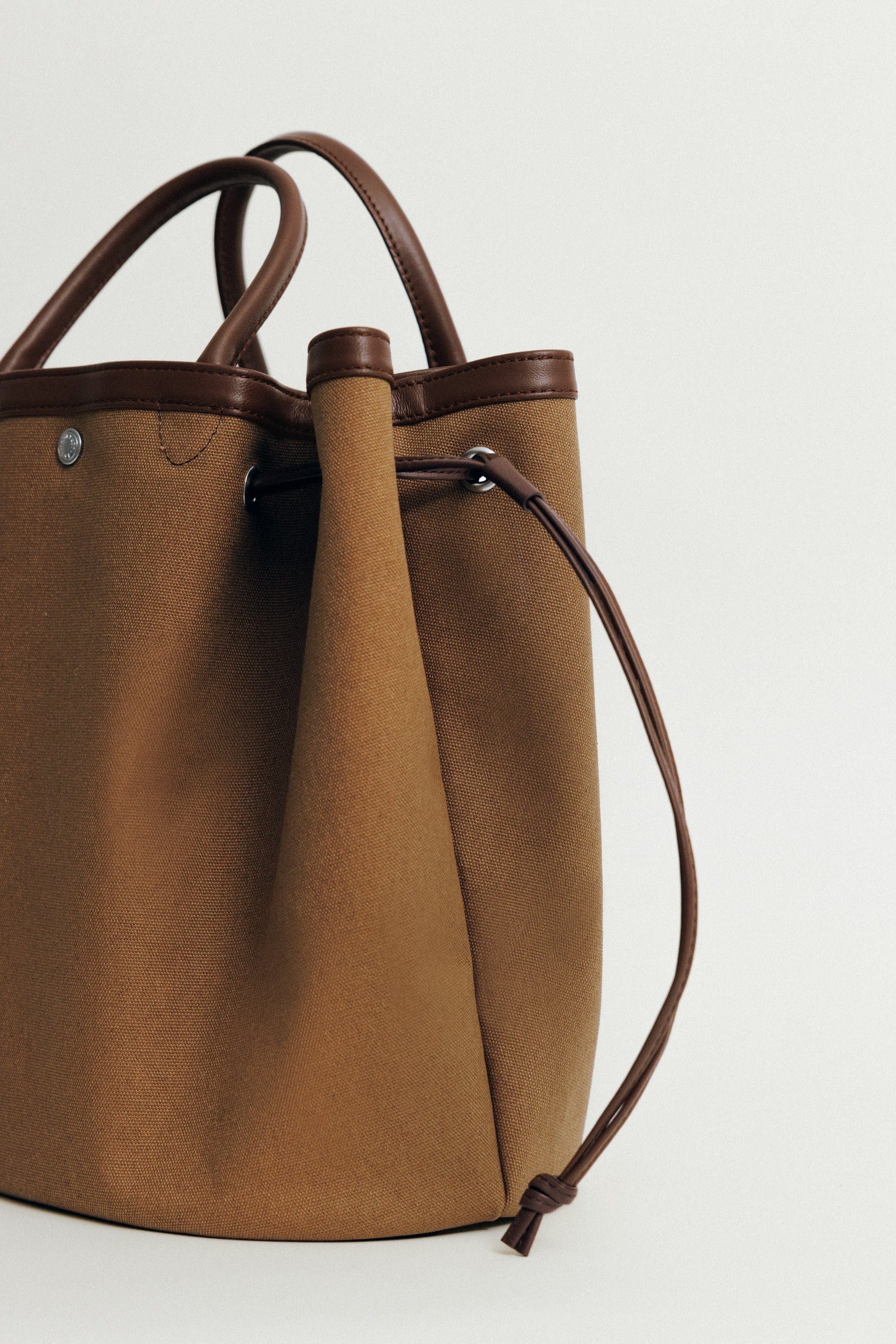 SAC COQUILLE TAN
