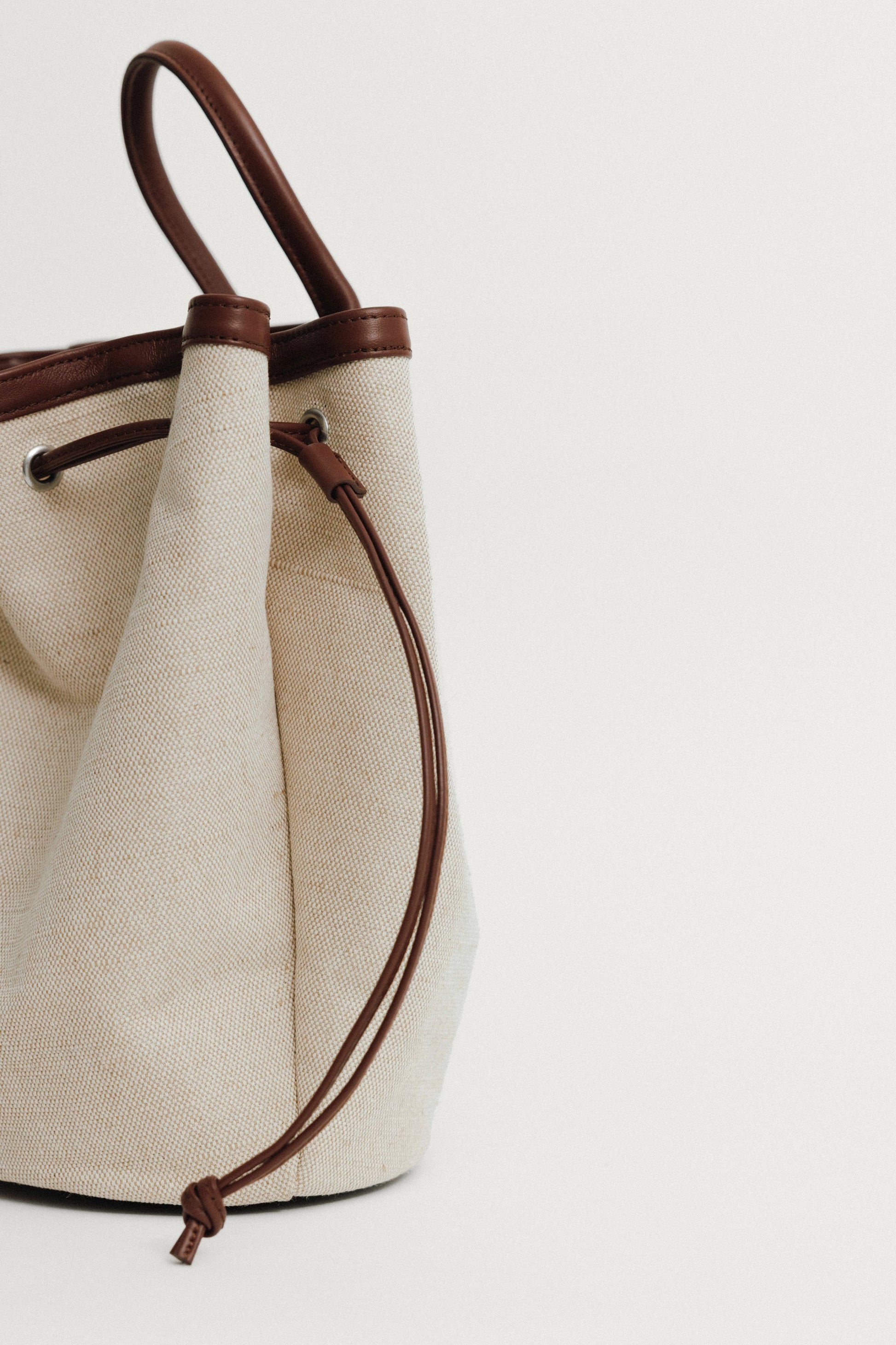 SAC COQUILLE IVORY