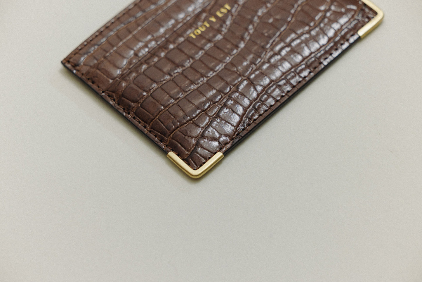 PORTE CARTES ANGLES CROCO BROWN