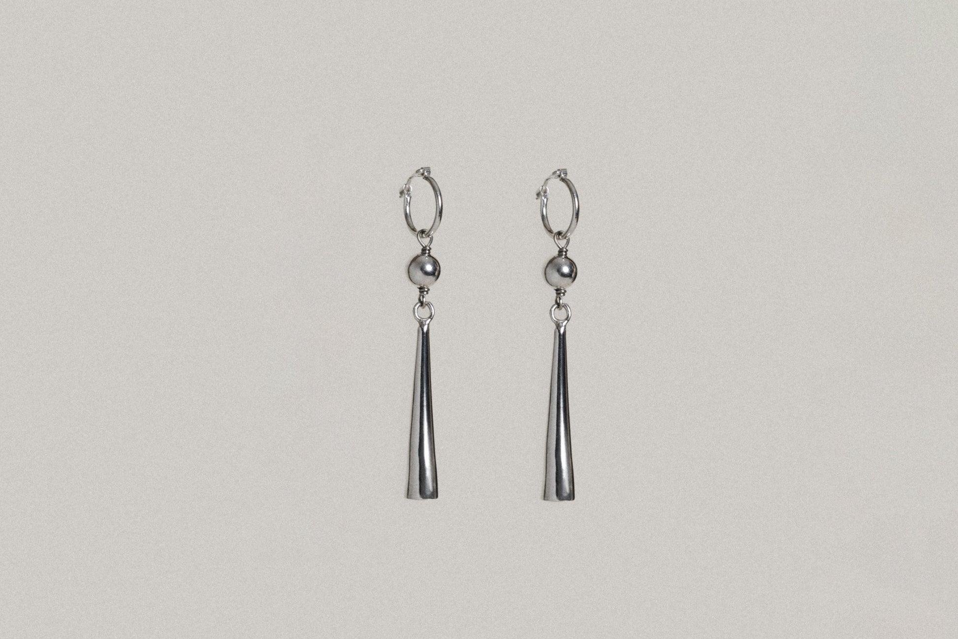 EARRINGS MONOLITHE