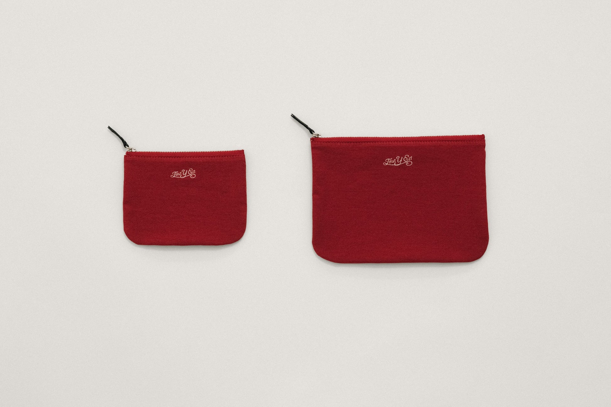 POCHETTE CARRÉE RED