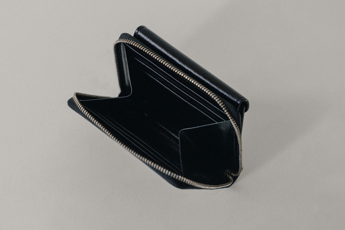PORTE CARTES LOQUET ZIPPÉ BLACK