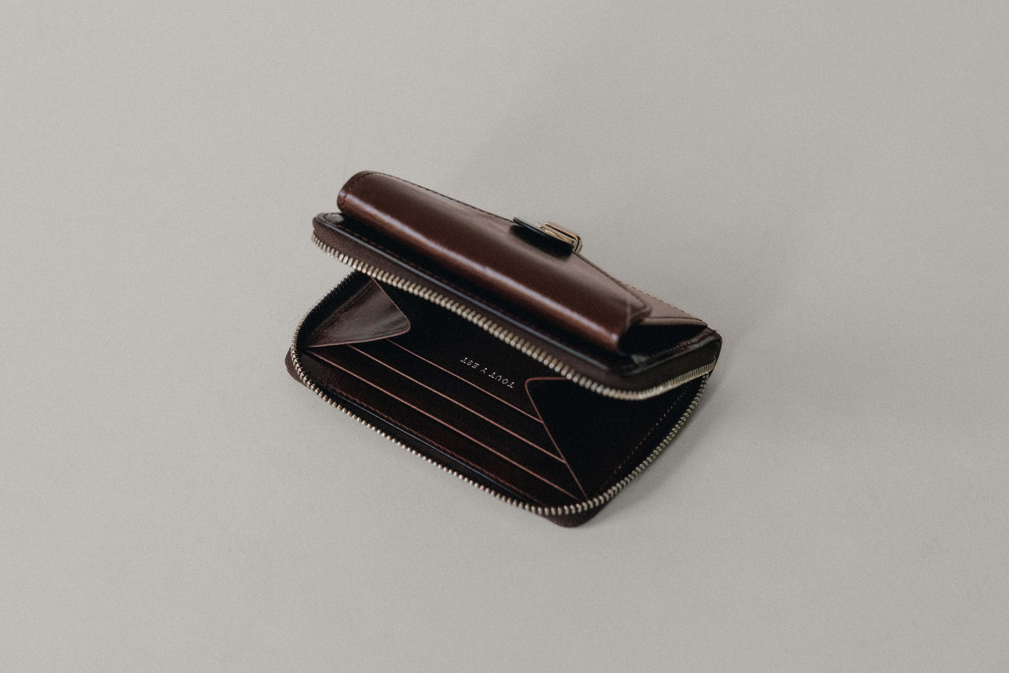 PORTE CARTES LOQUET ZIPPÉ BROWN