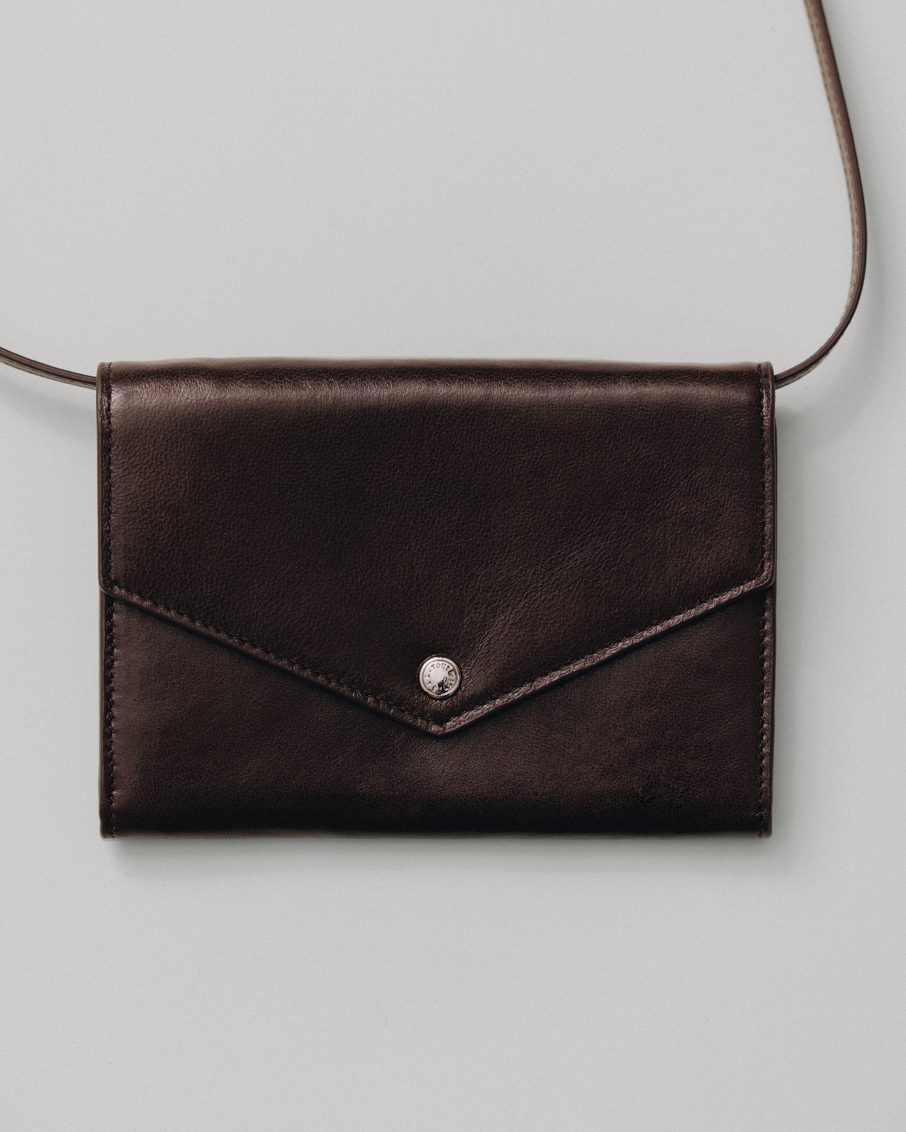 VOYAGE EPAULE BROWN – TOUT Y EST JP