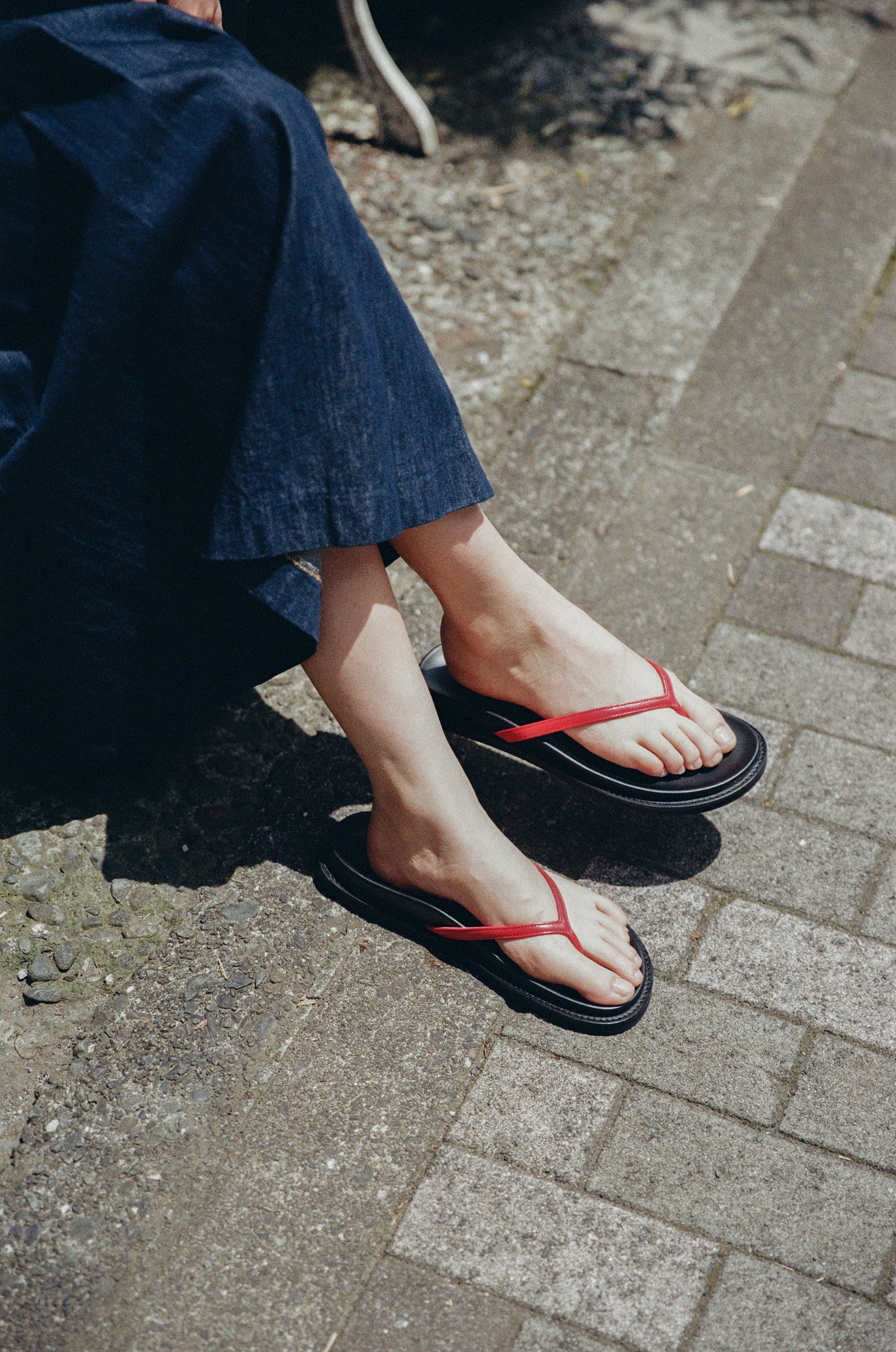 SHOES – TOUT Y EST JP