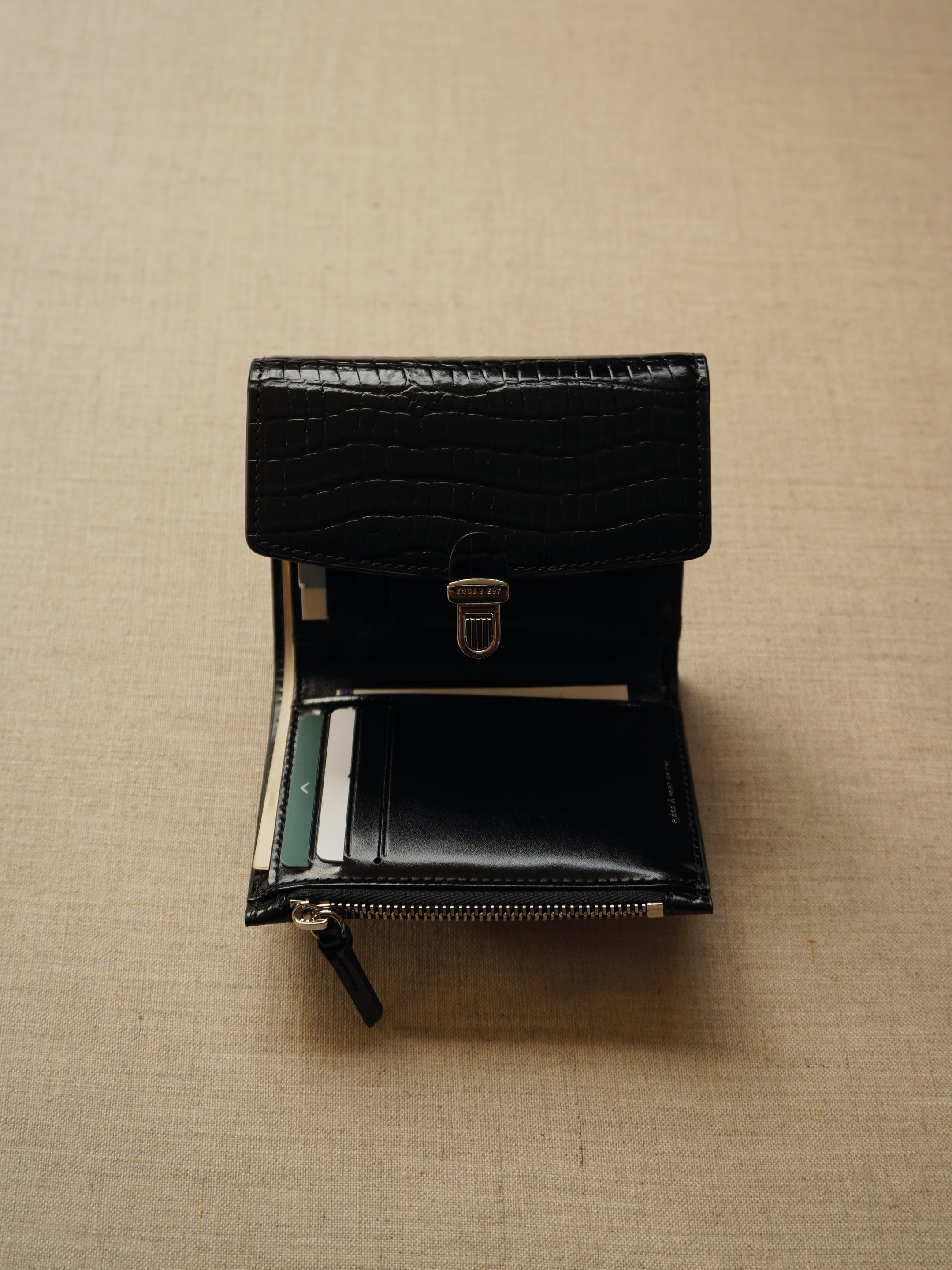WALLET – TOUT Y EST JP