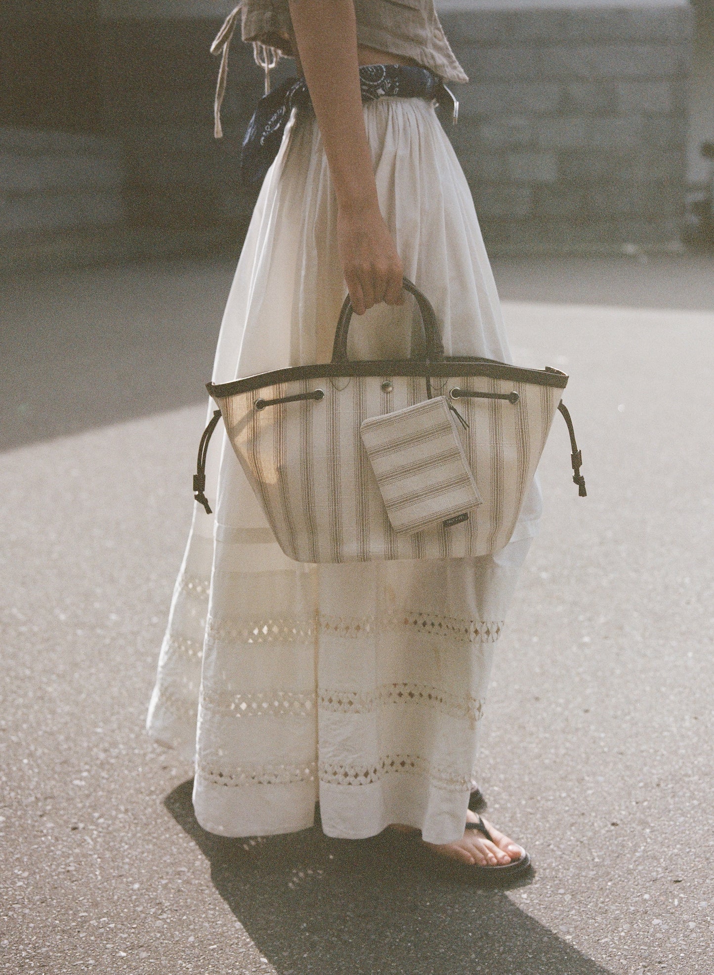 SAC COQUILLE SMALL BEIGE STRIPE