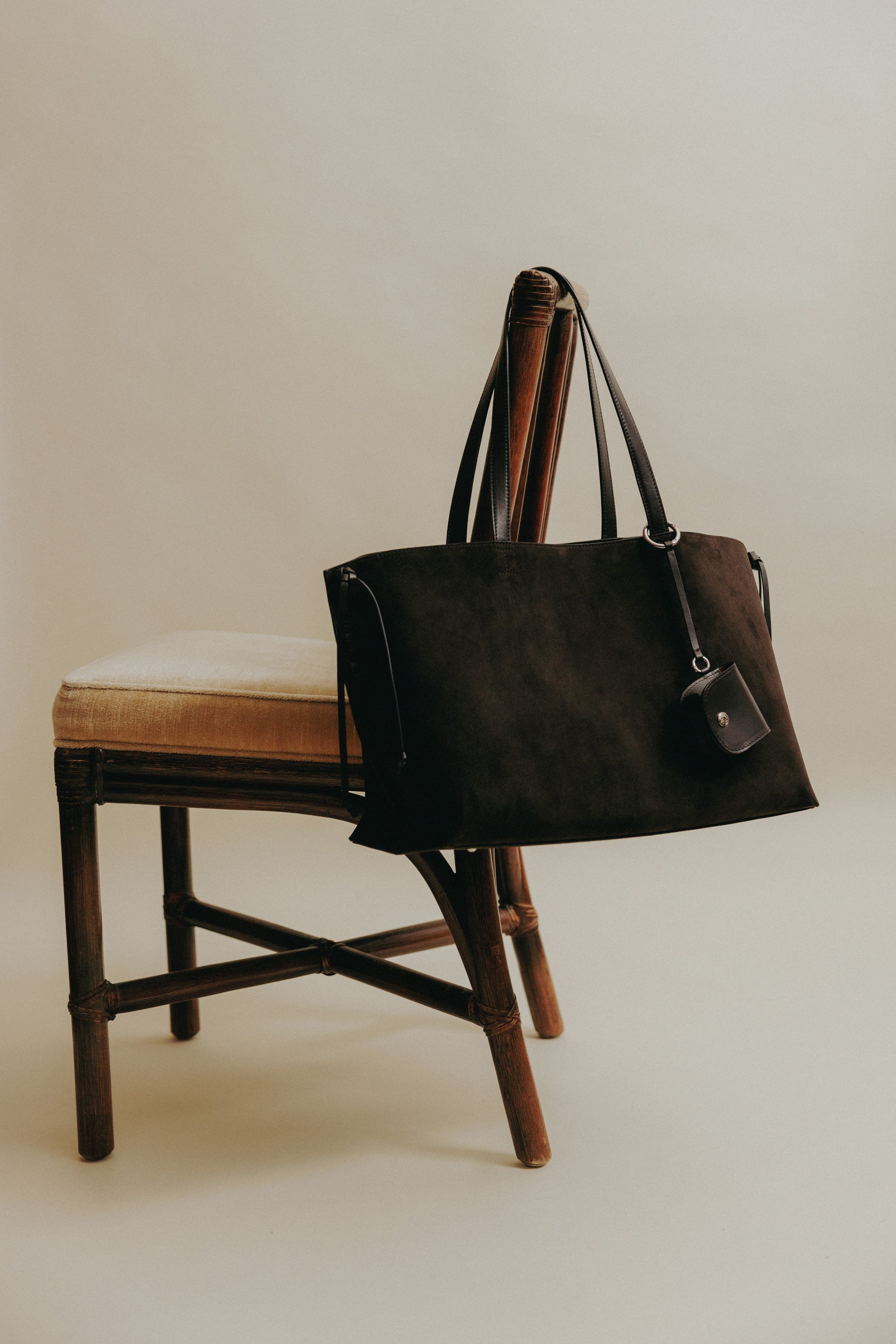 BAGS – TOUT Y EST JP