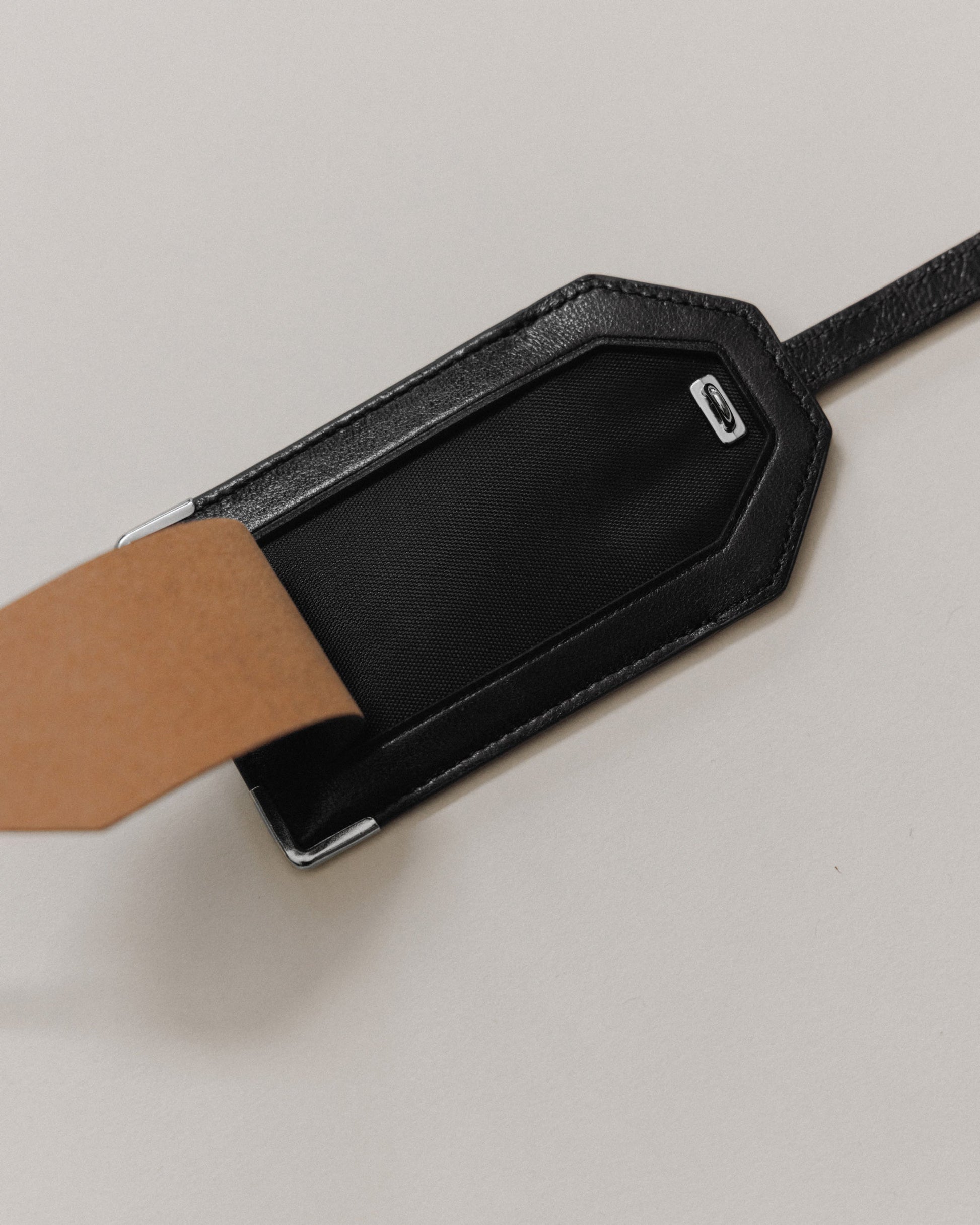 VOYAGE ÉTIQUETTE BLACK