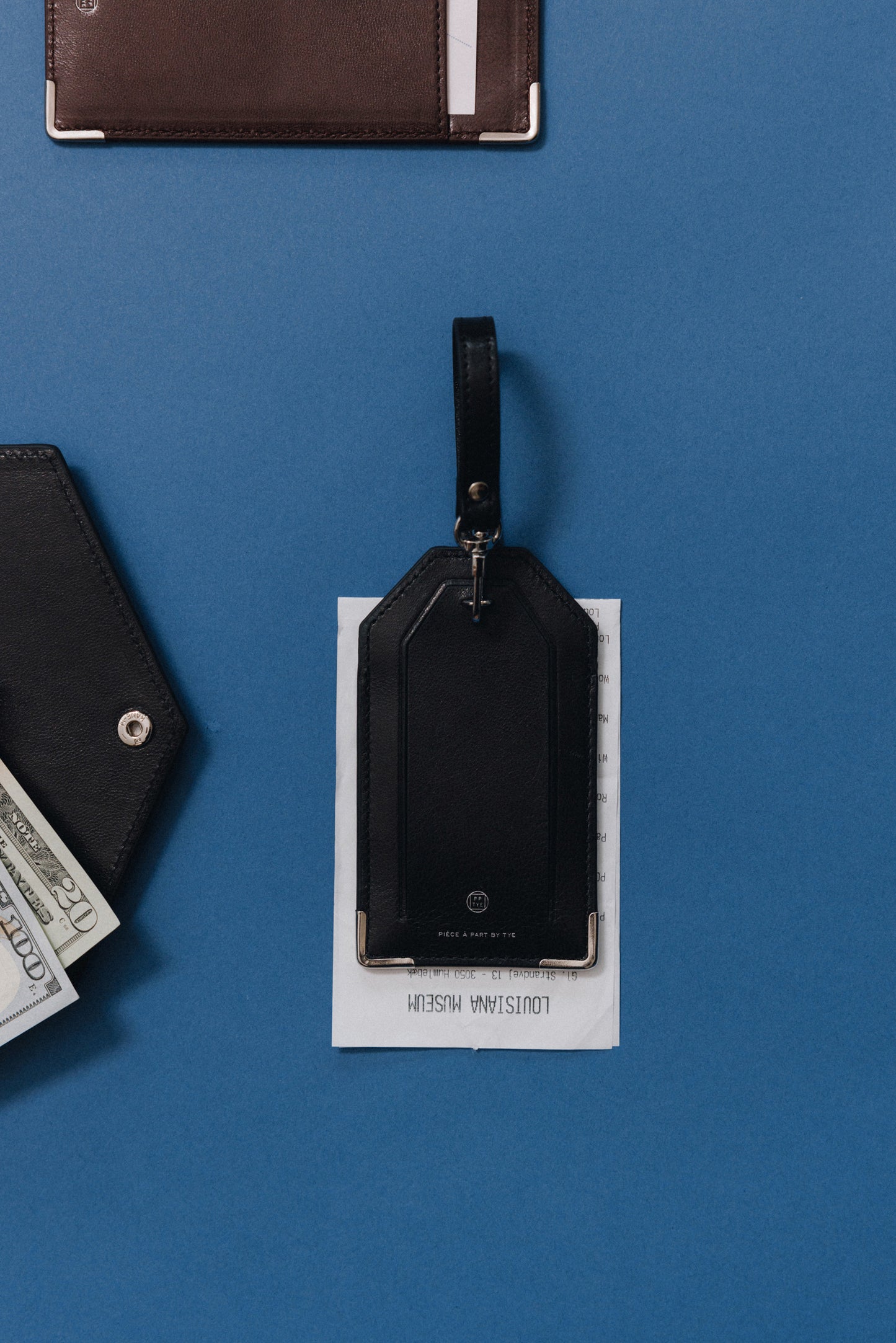 VOYAGE ÉTIQUETTE BLACK