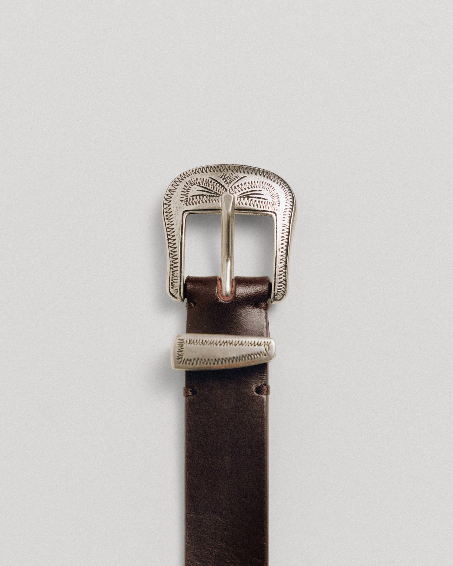 CEINTUIRE GRAVÉE BROWN