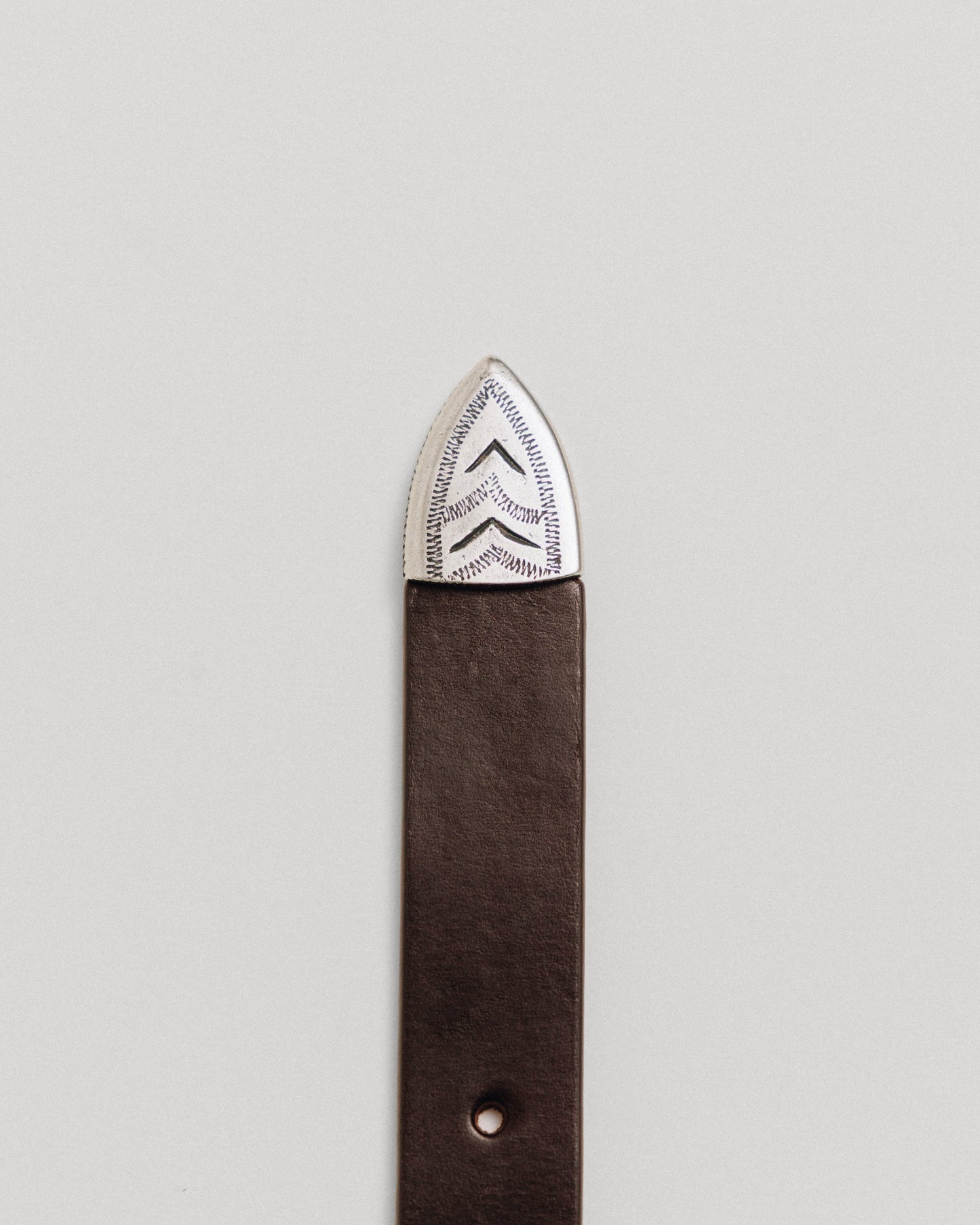 CEINTUIRE GRAVÉE BROWN