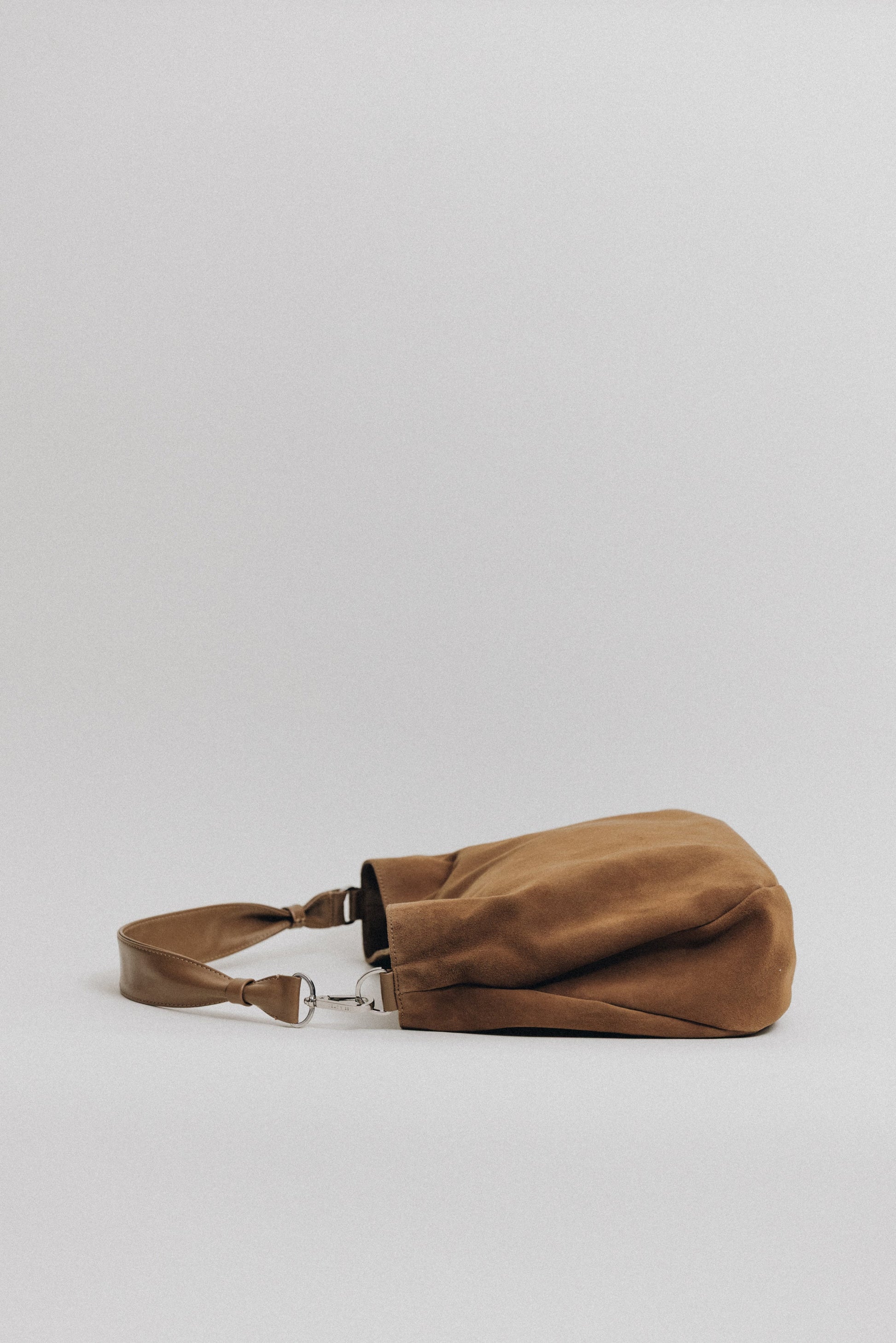 SAC NACELLE SUEDE CAMEL