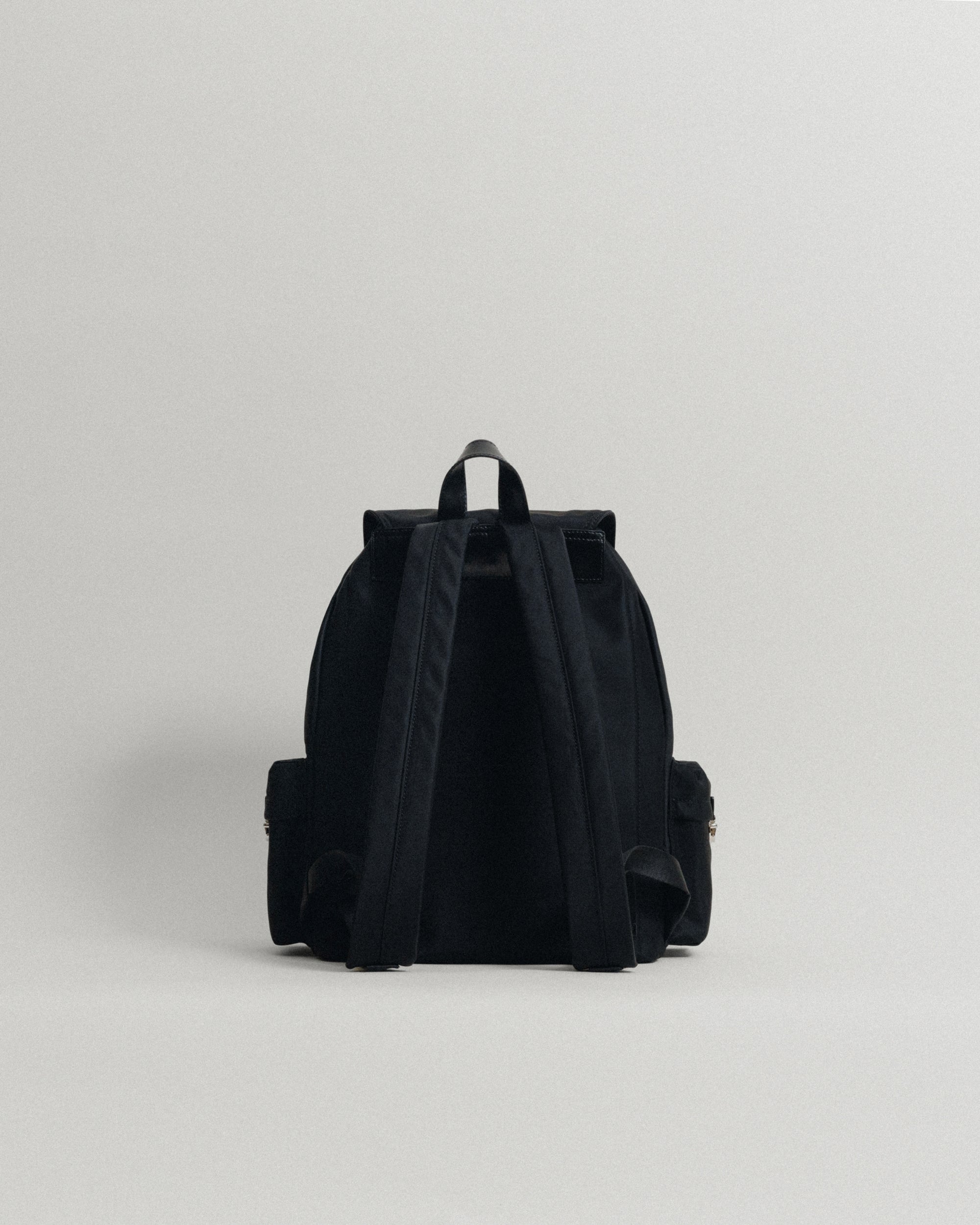 TOUT Y EST ボレバックパック 新品同様 SAC À DOS VOLET BLACK – TOUT Y EST JP