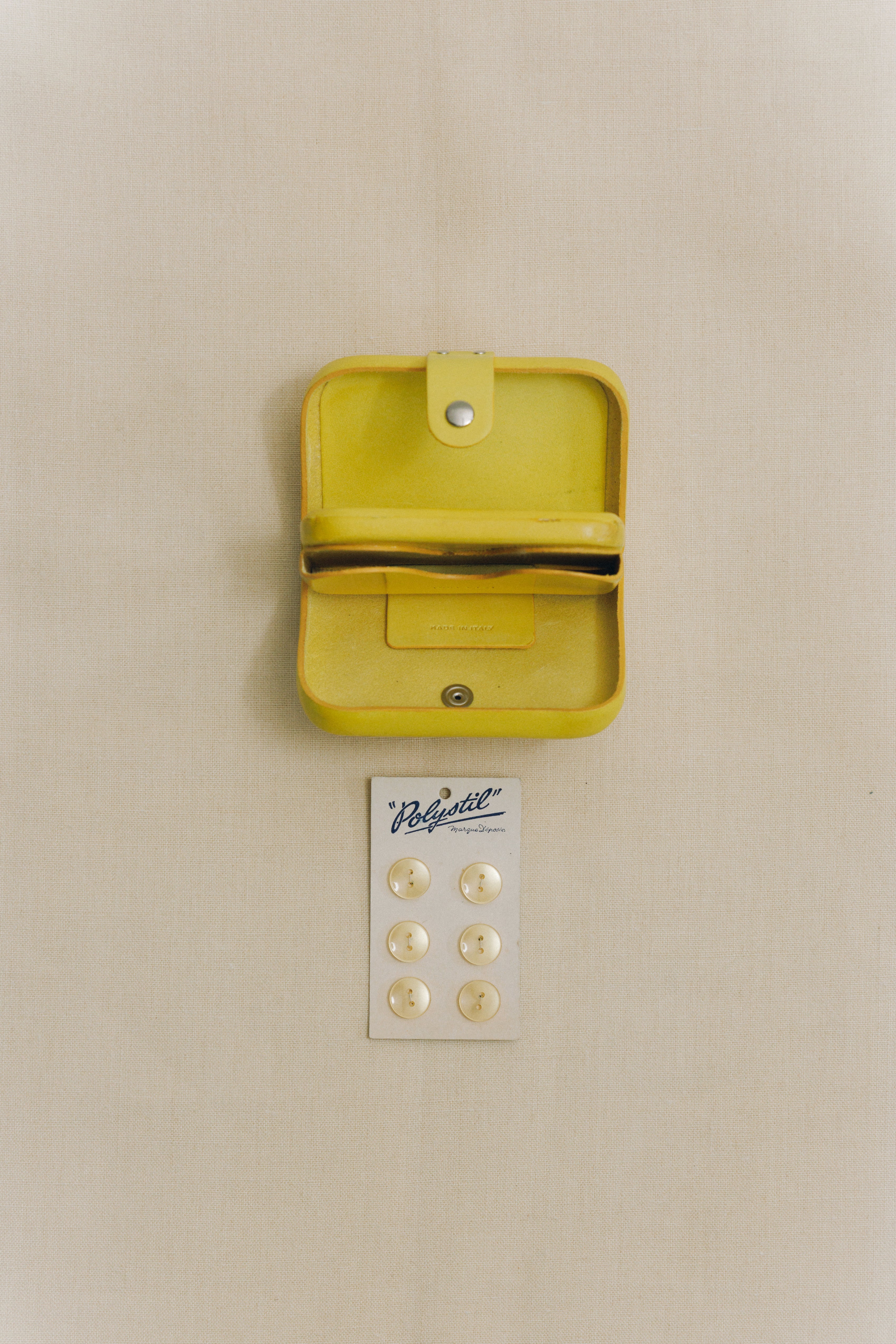 PORTEFEUILLE FLORENCE YELLOW – TOUT Y EST JP