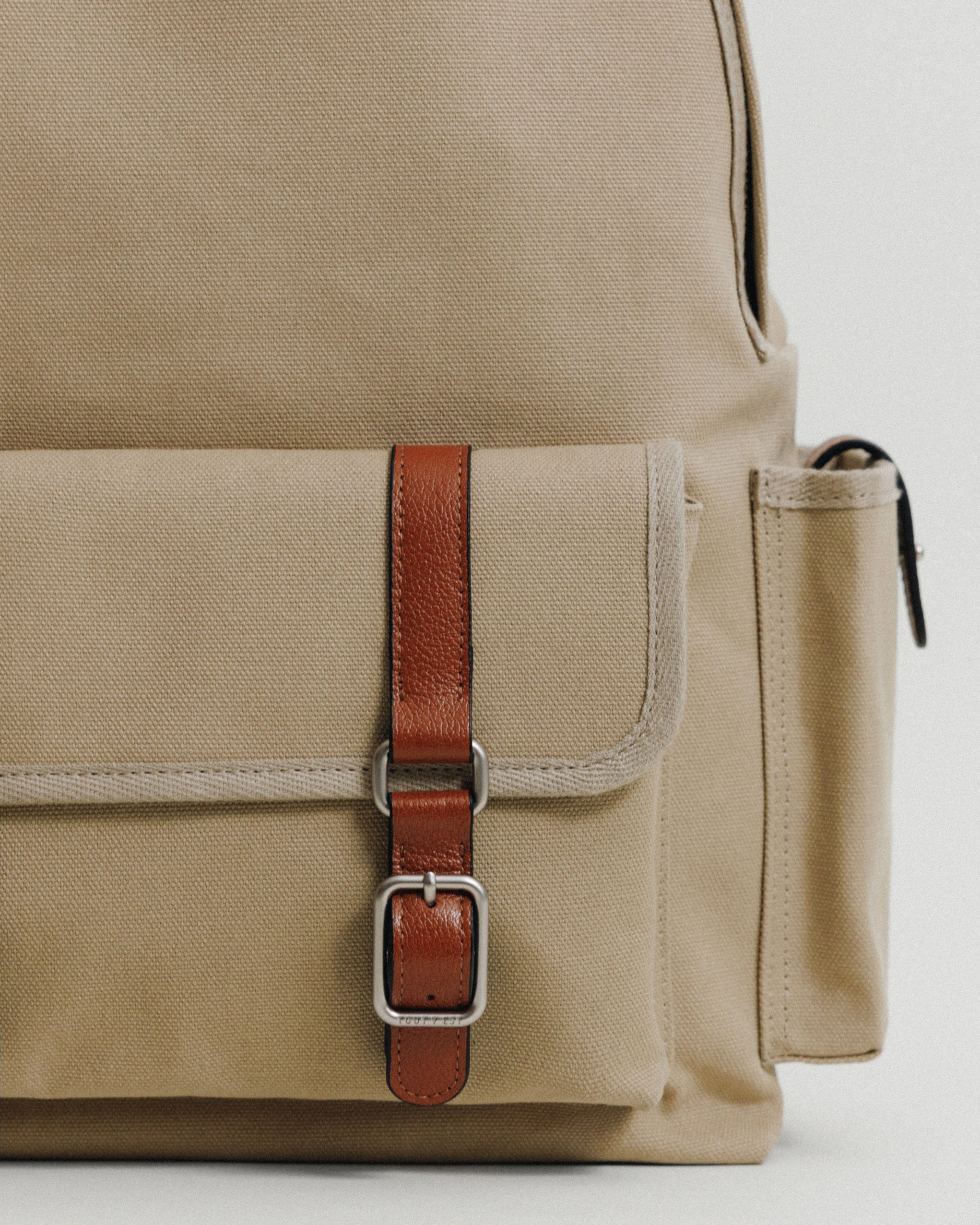 SAC À DOS BOUT BEIGE – TOUT Y EST JP