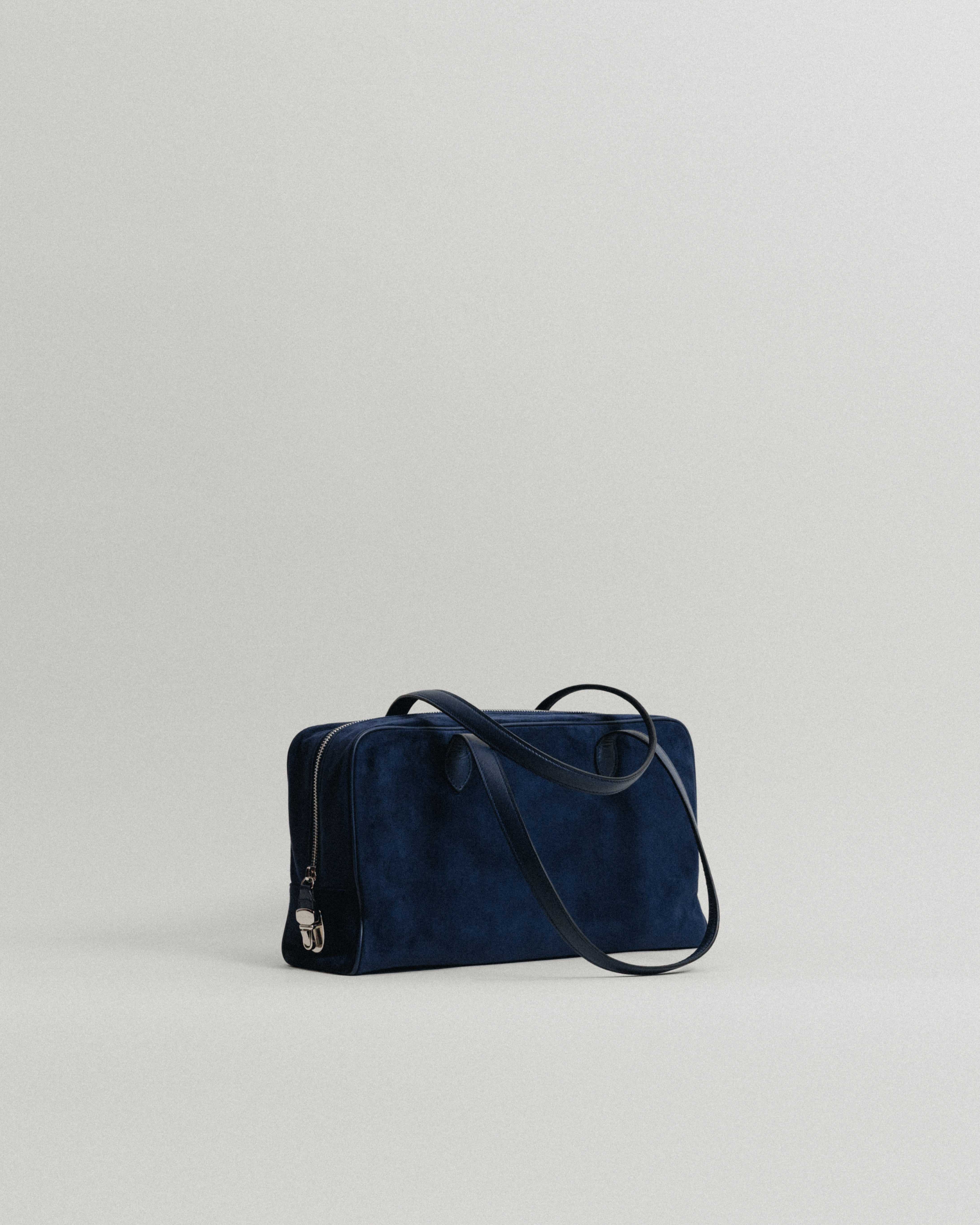 日本限定] SAC LOQUET SUEDE NAVY – TOUT Y EST JP