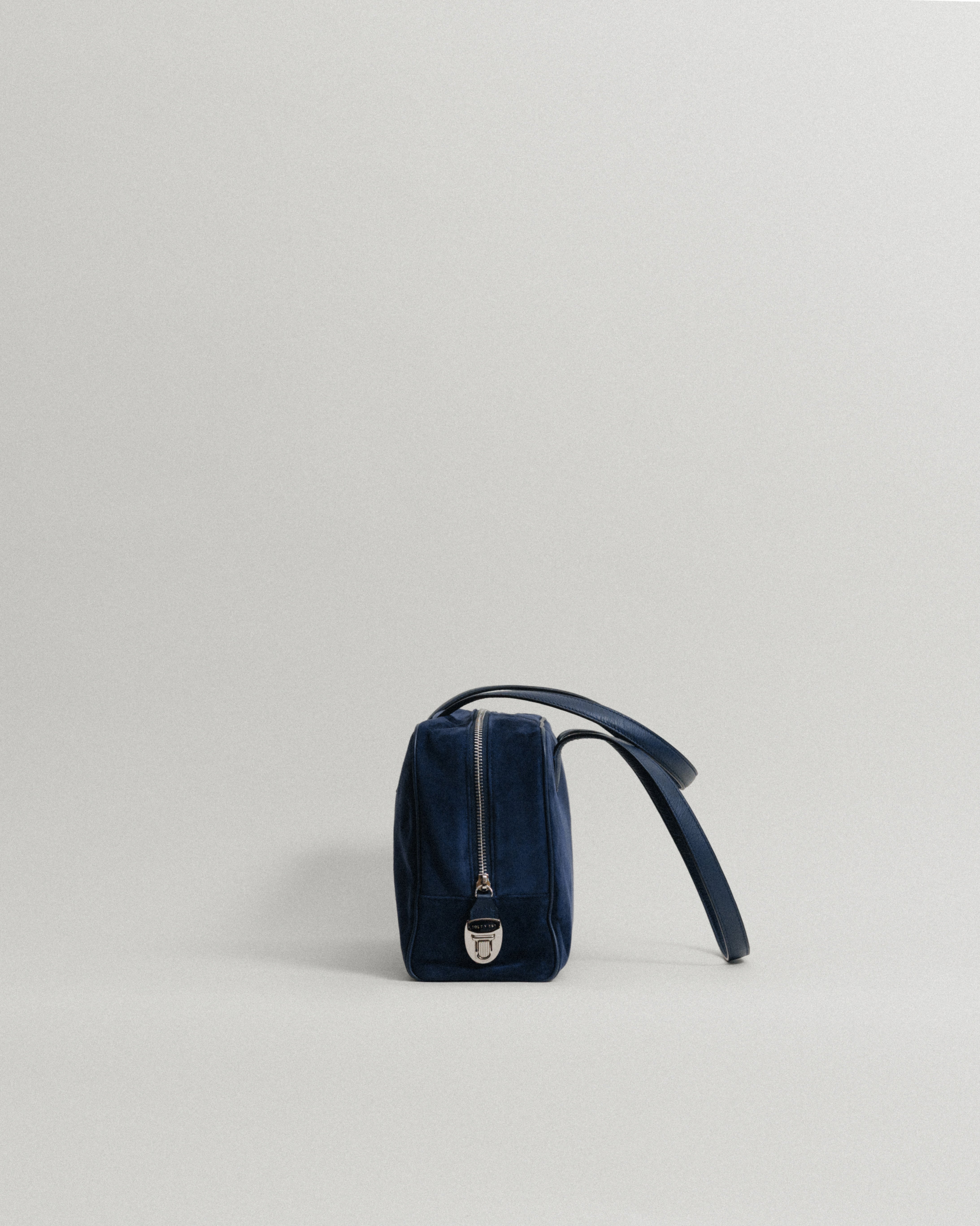 日本限定] SAC LOQUET SUEDE NAVY – TOUT Y EST JP
