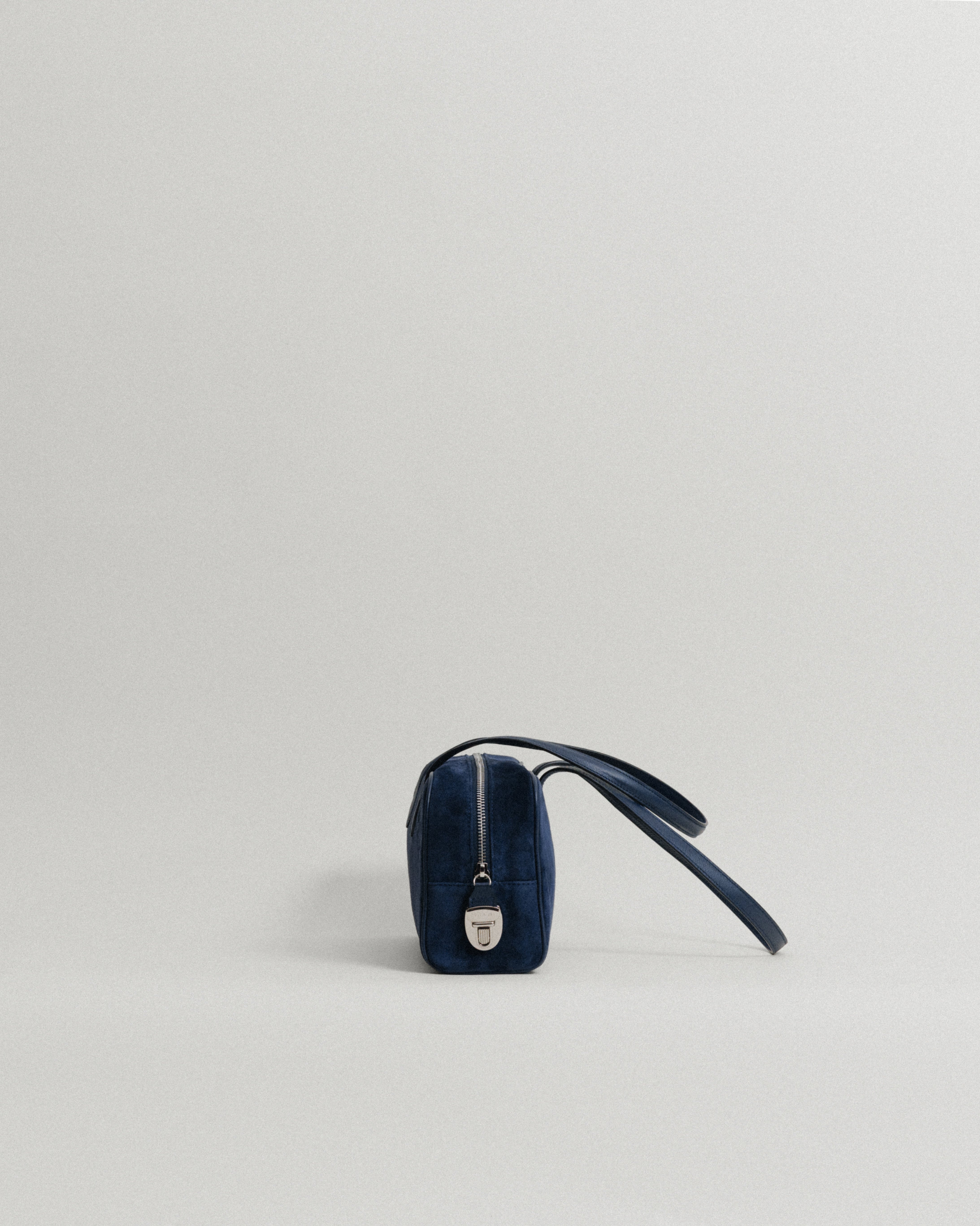 トゥティエTOUT Y ESTロケバッグネイビースエード新品未使用スモール 日本限定] SAC LOQUET SMALL SUEDE NAVY – TOUT Y EST JP