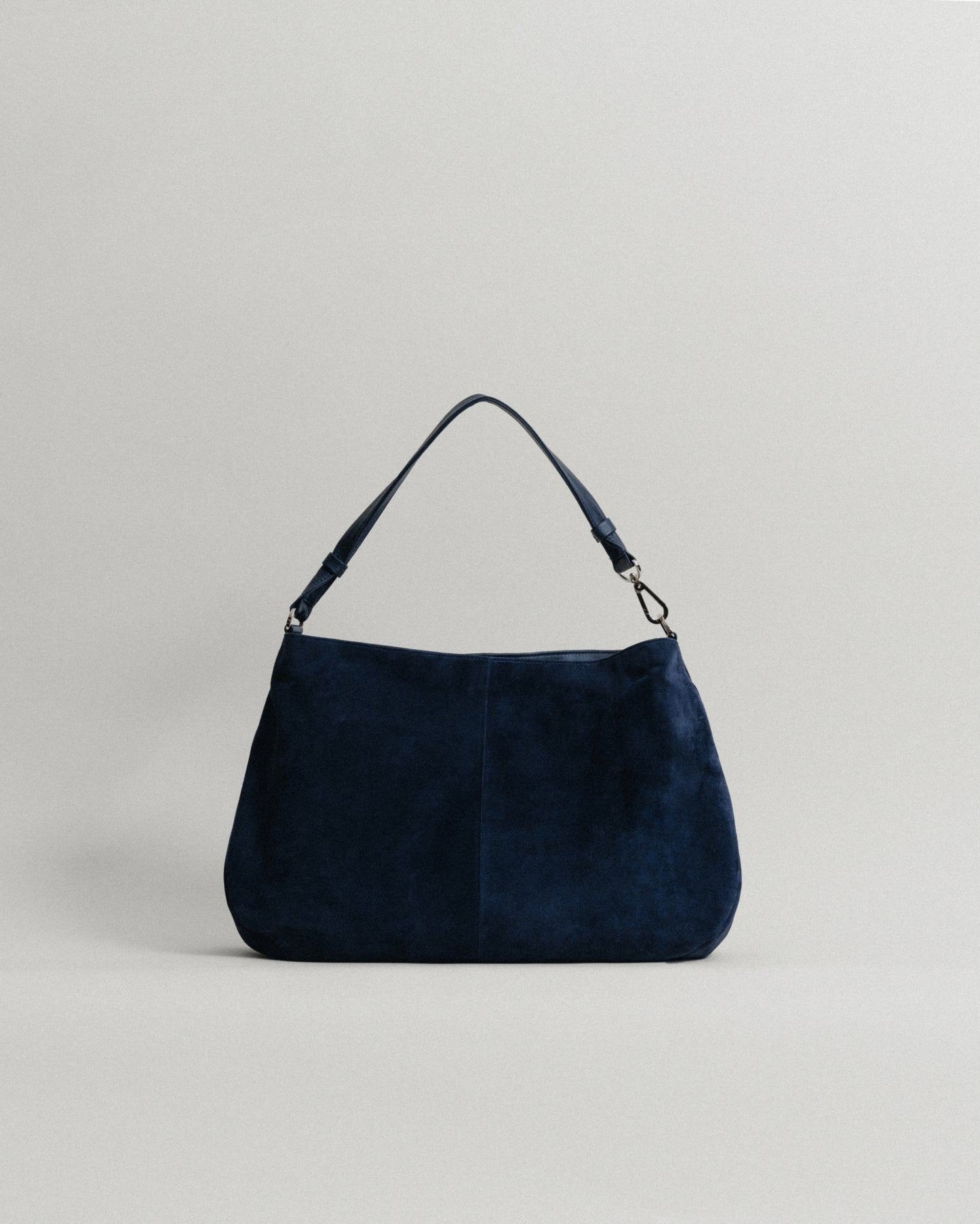 [日本限定] SAC NACELLE SUEDE NAVY