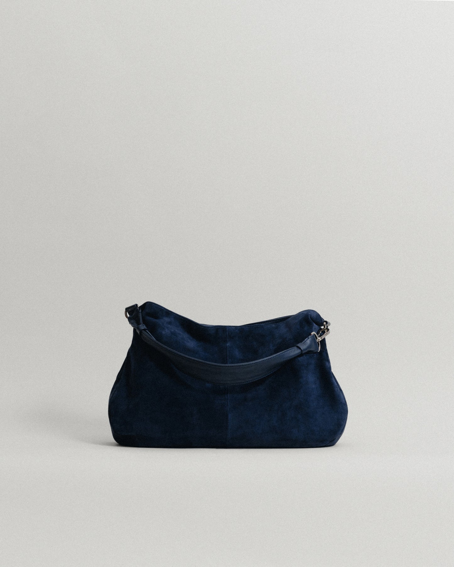 [日本限定] SAC NACELLE SUEDE NAVY