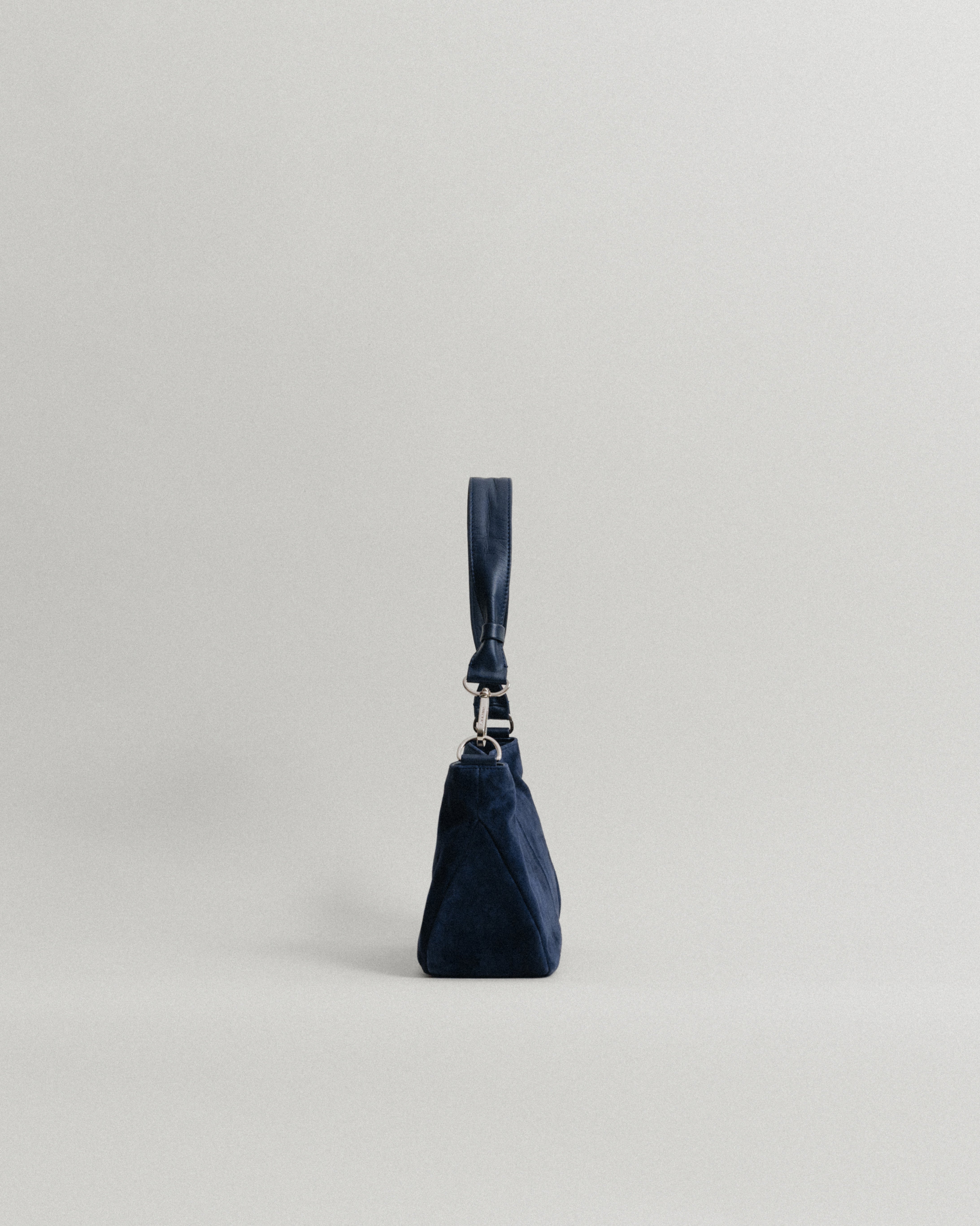 日本限定] SAC NACELLE MINI SUEDE NAVY – TOUT Y EST JP