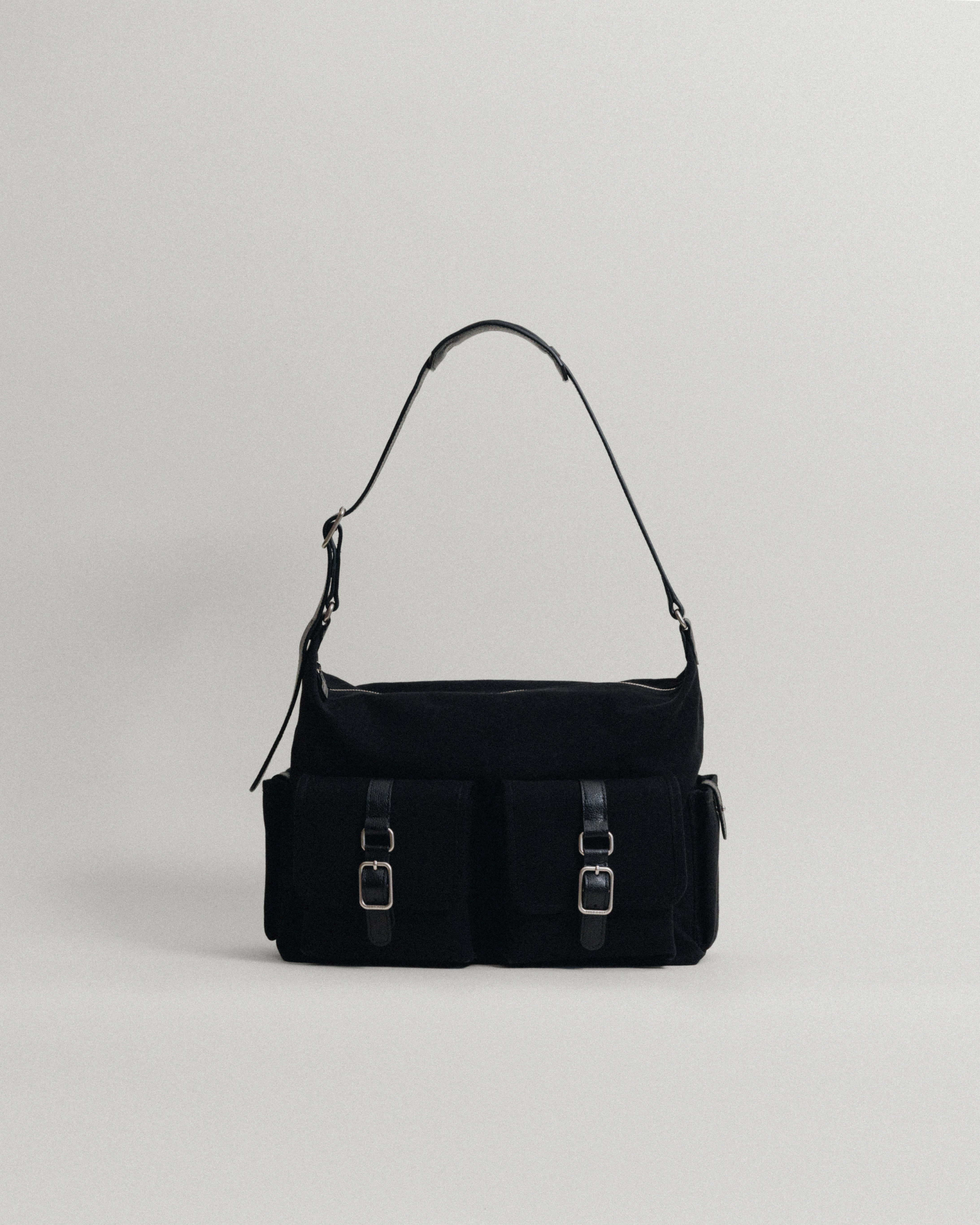 TOUT Y EST トゥティエ／SAC BOUT ブトゥバッグ　ブラック SAC BOUT SMALL BLACK – TOUT Y EST JP