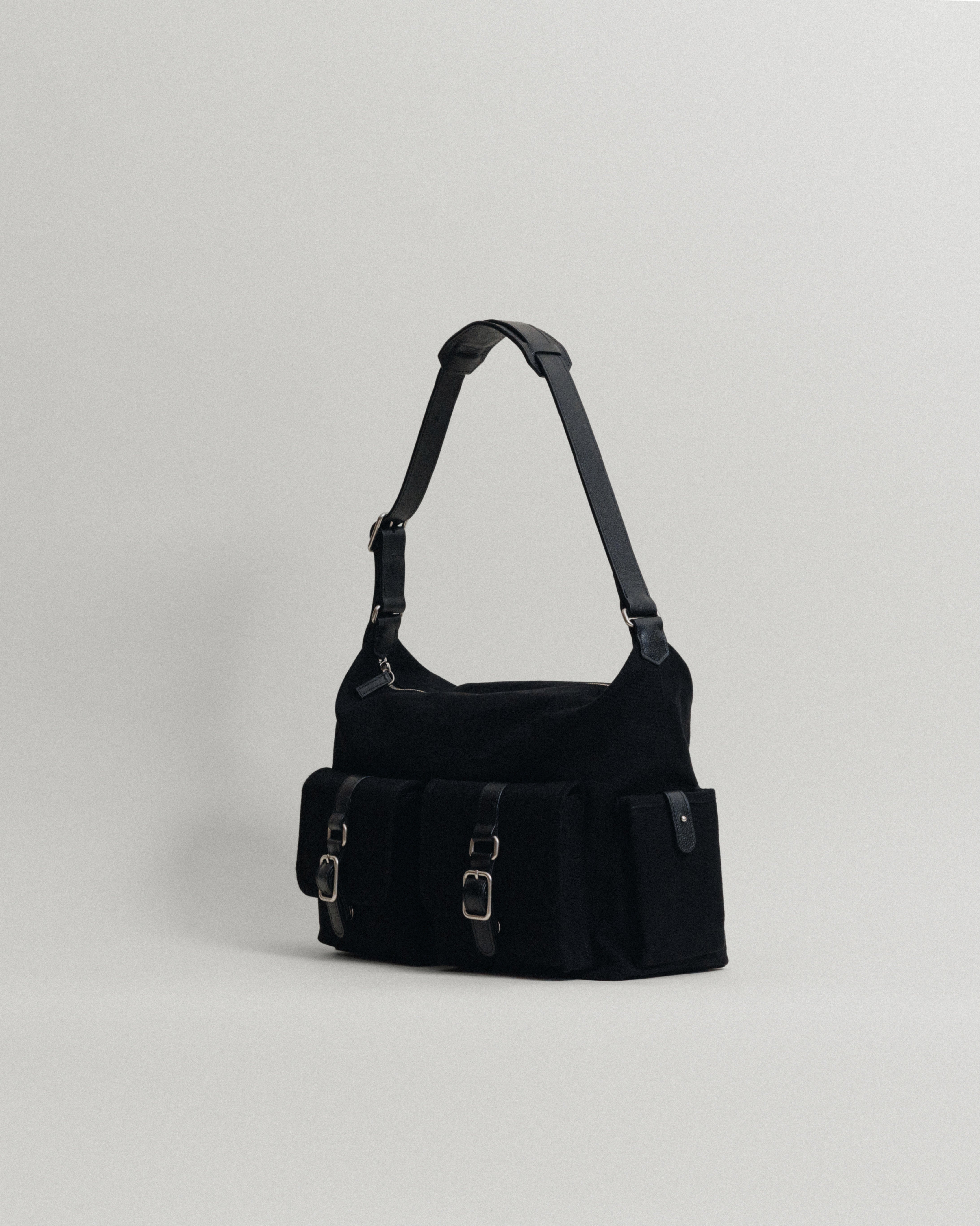 SAC BOUT HOBO BLACK – TOUT Y EST JP