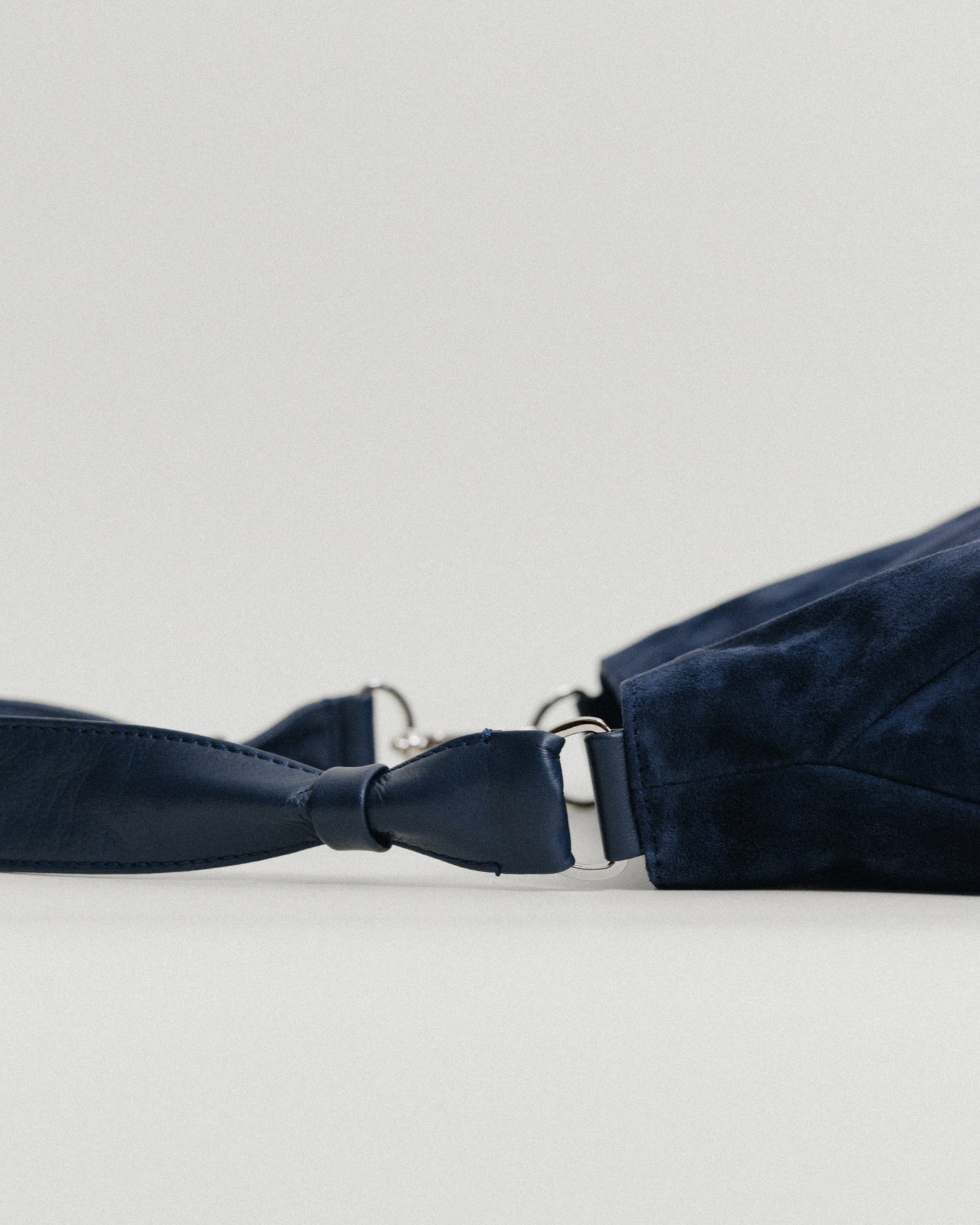 [日本限定] SAC NACELLE MINI SUEDE NAVY