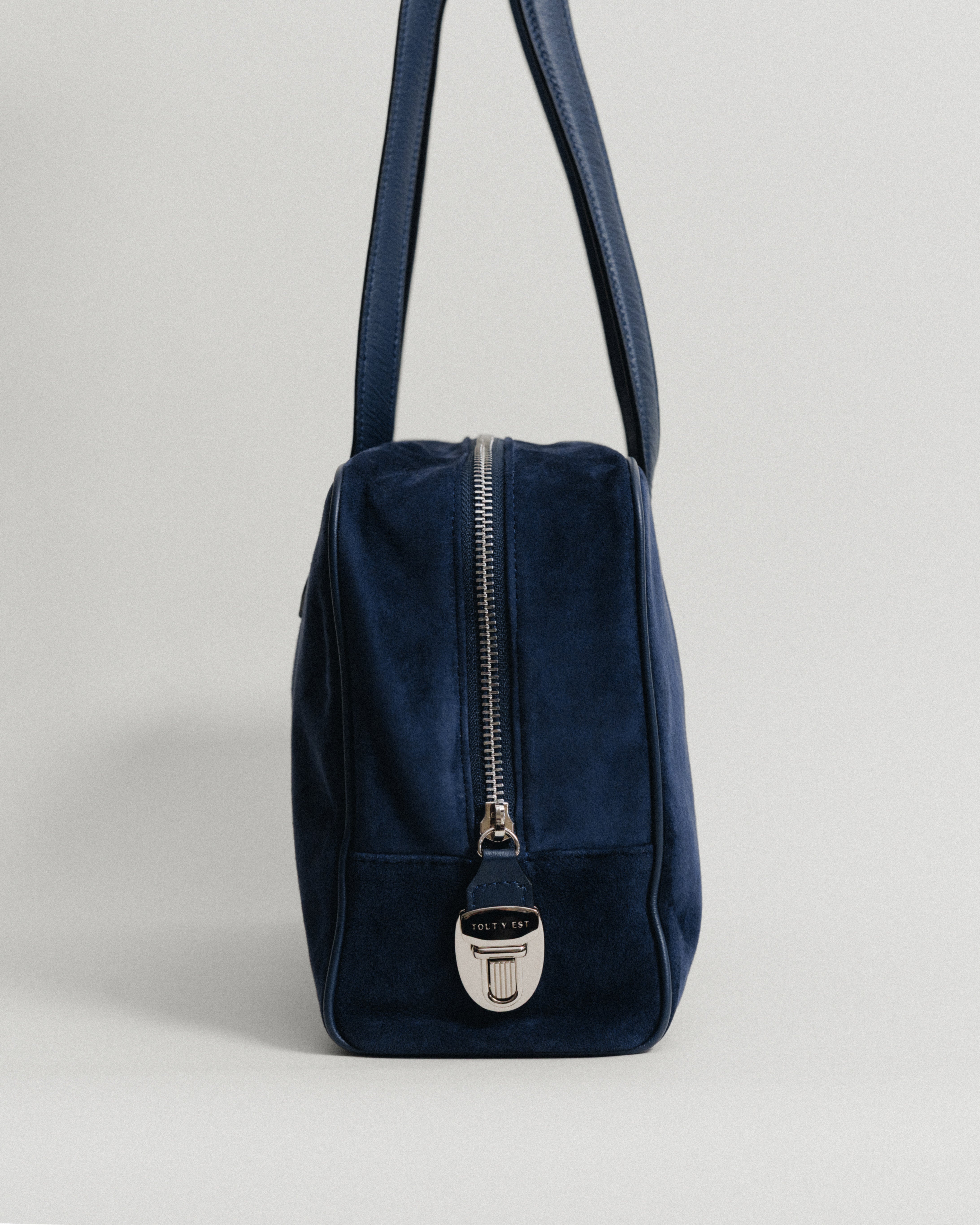 日本限定] SAC LOQUET SUEDE NAVY – TOUT Y EST JP