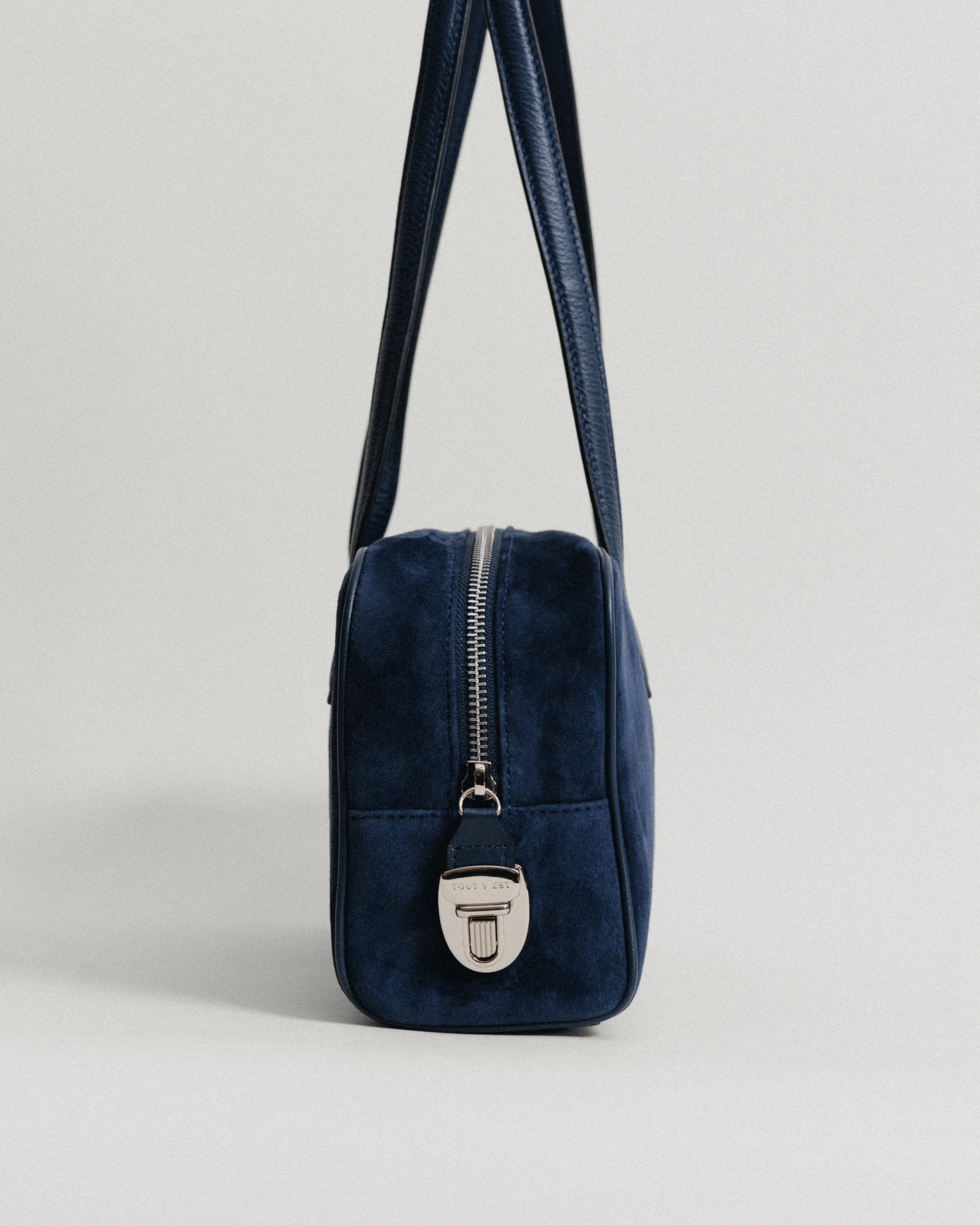 日本限定] SAC LOQUET SMALL SUEDE NAVY – TOUT Y EST JP