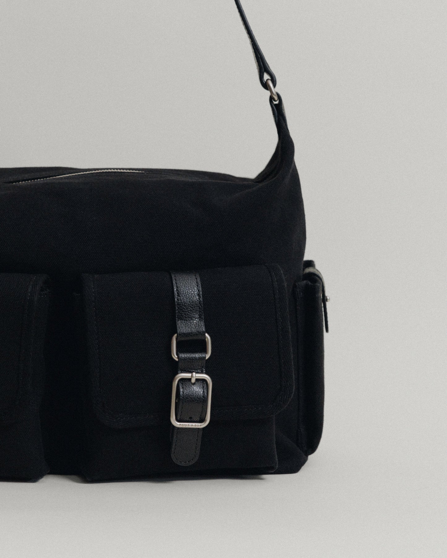 SAC BOUT HOBO BLACK