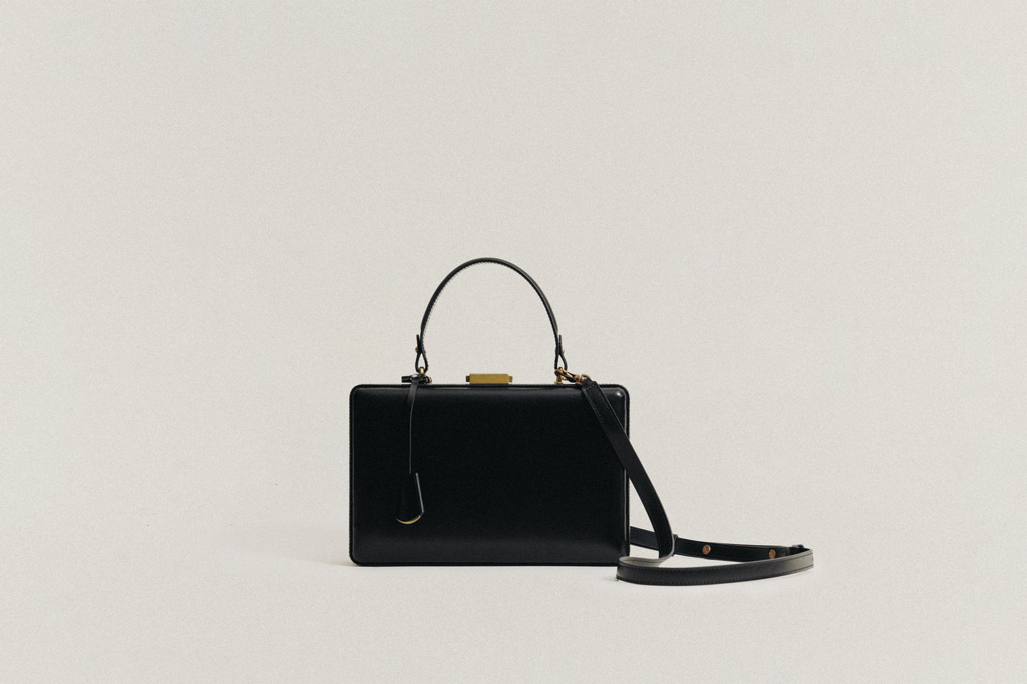 [日本数量限定] SAC CAISSE BLACK