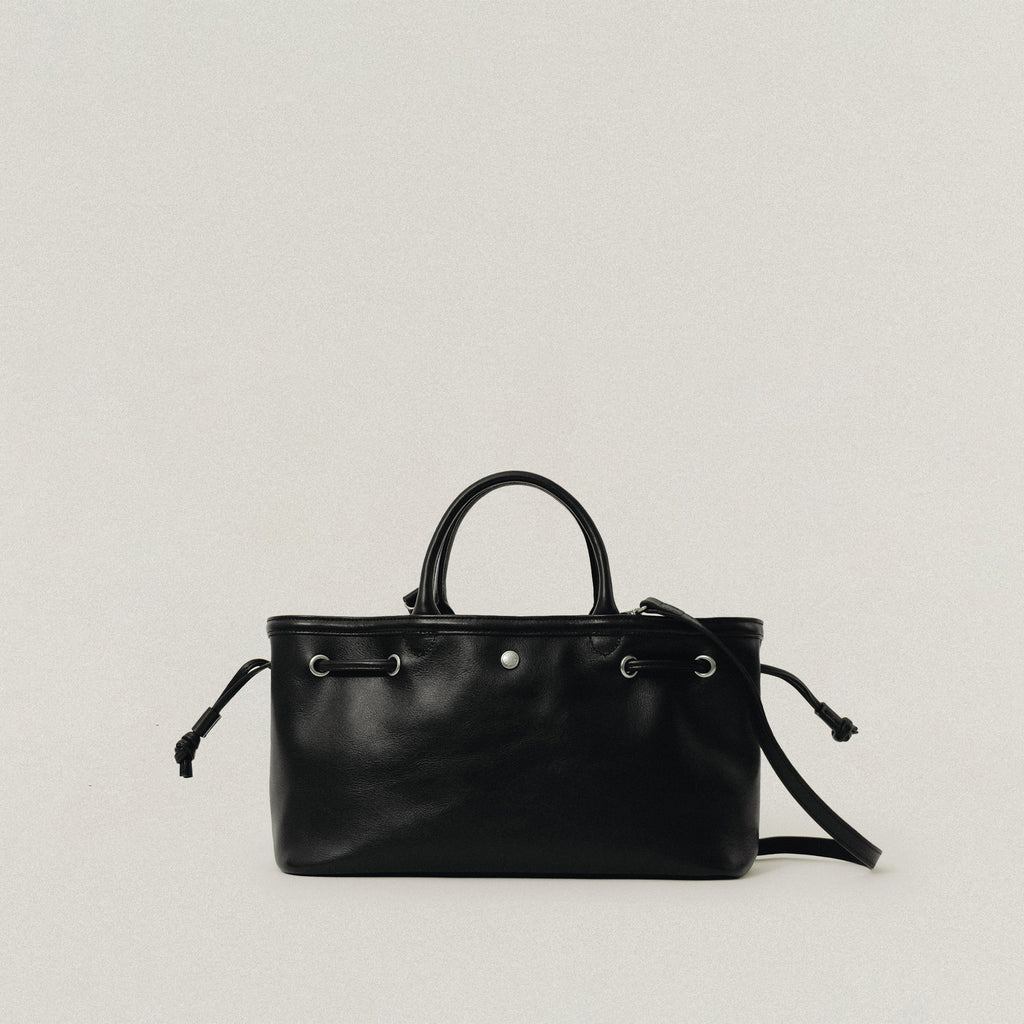 SAC COQUILLE BASSE SMALL SOFT BLACK