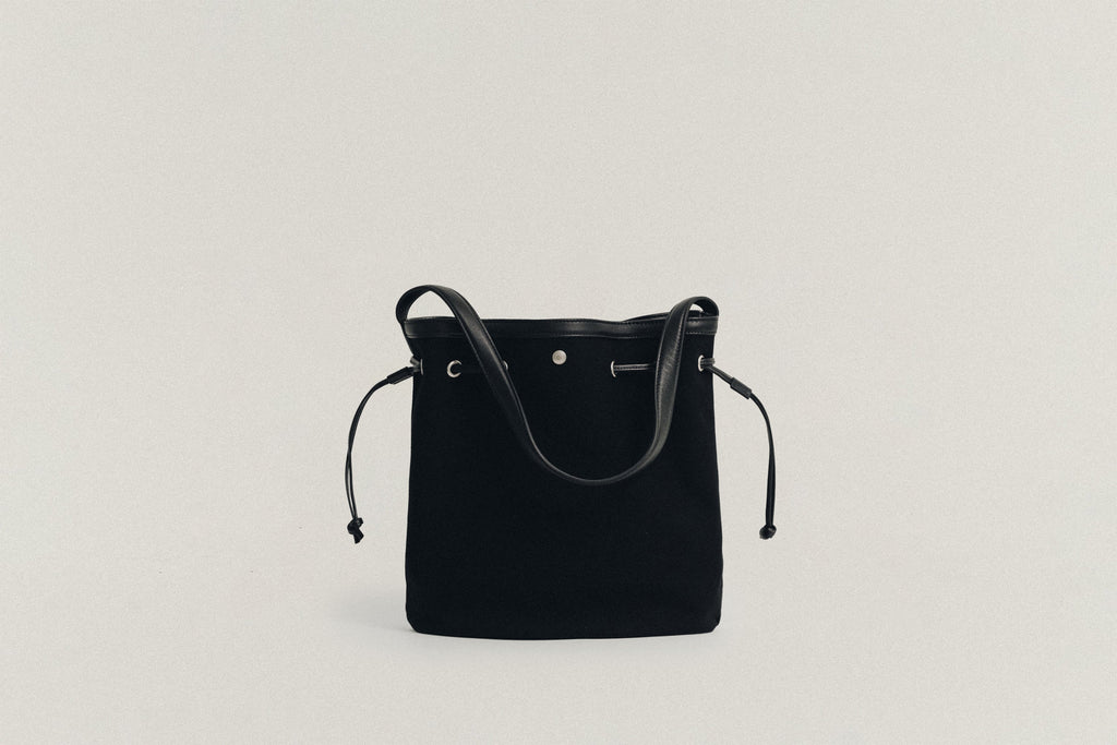SAC COQUILLE BUCKET BLACK