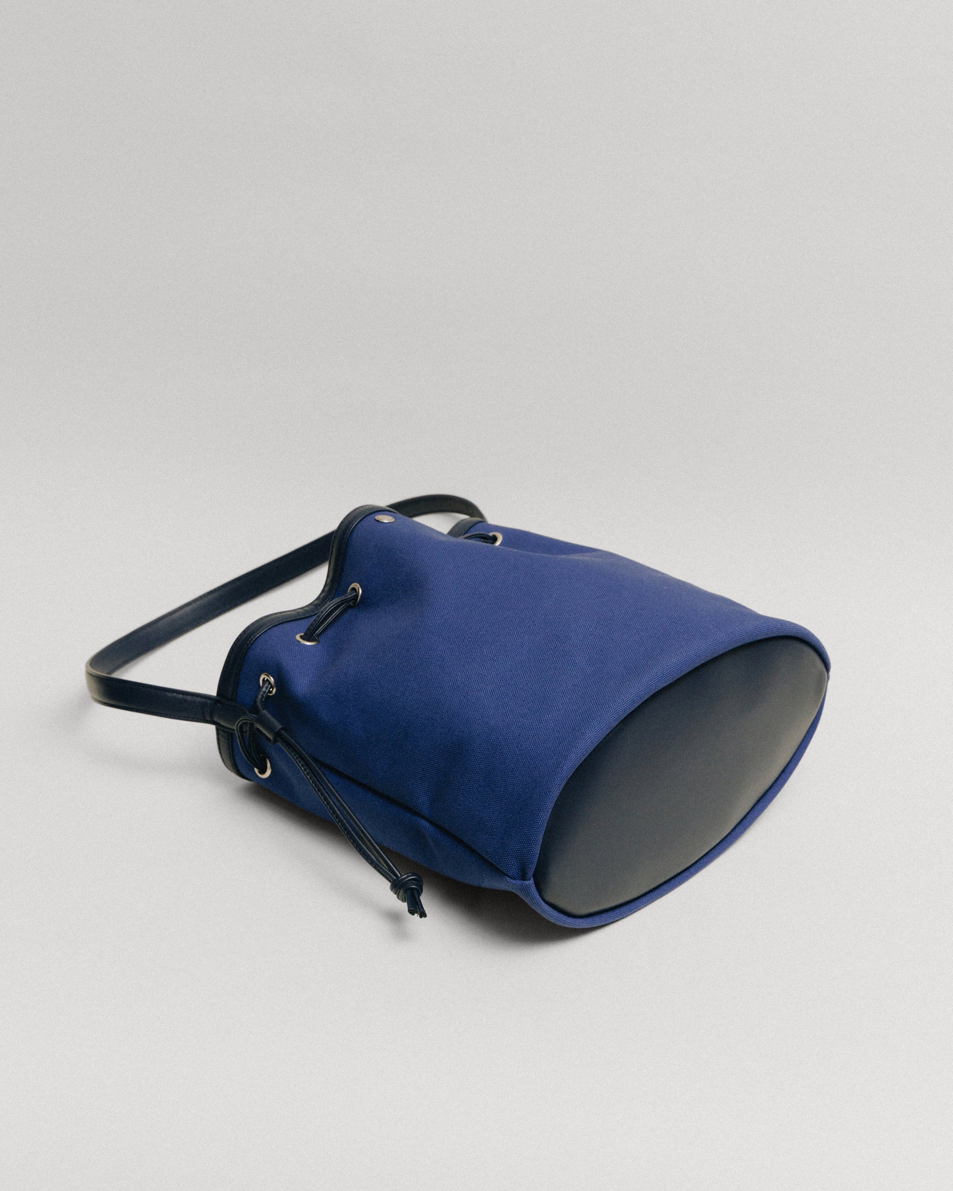 SAC COQUILLE BUCKET BLUE