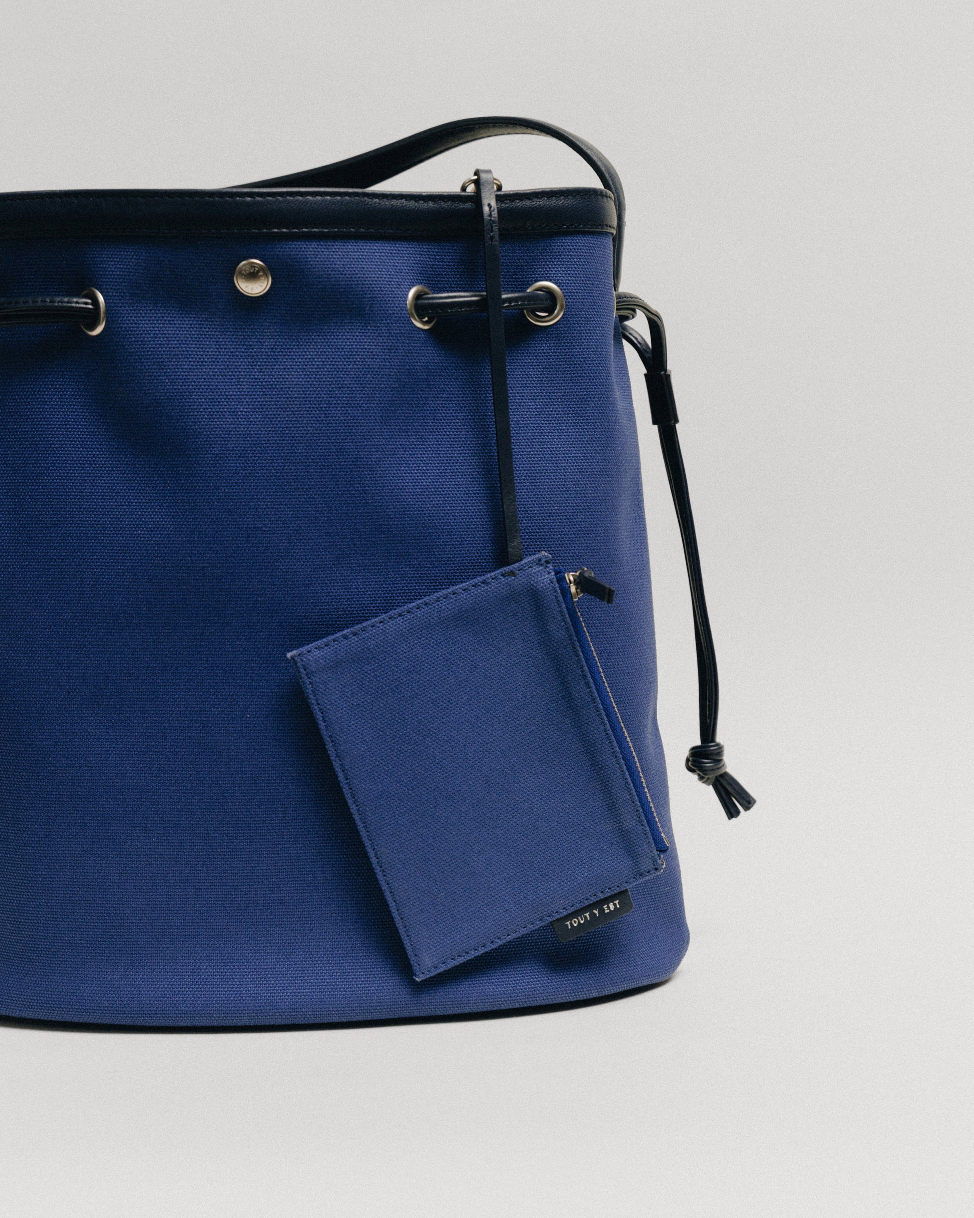 SAC COQUILLE BUCKET BLUE