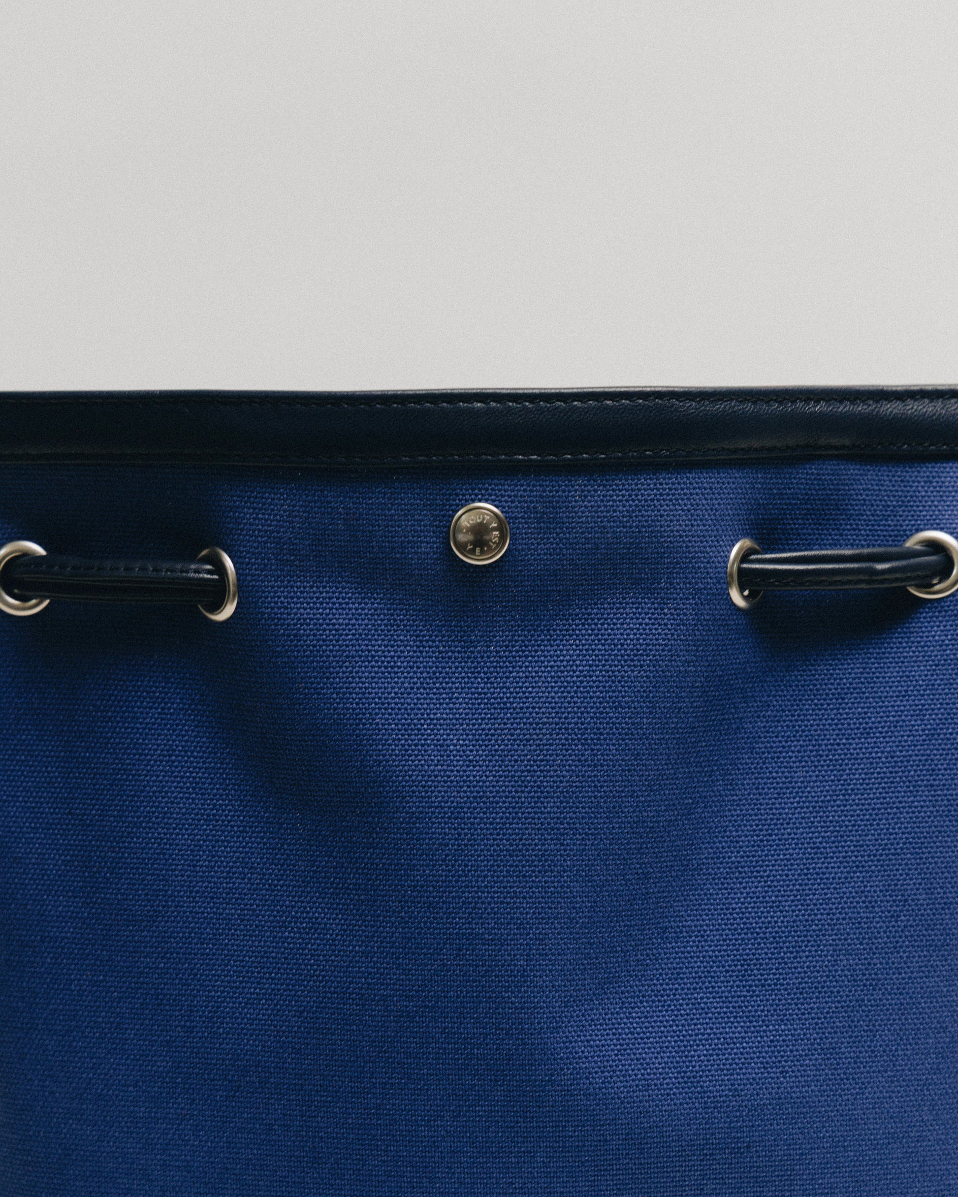 SAC COQUILLE BUCKET BLUE