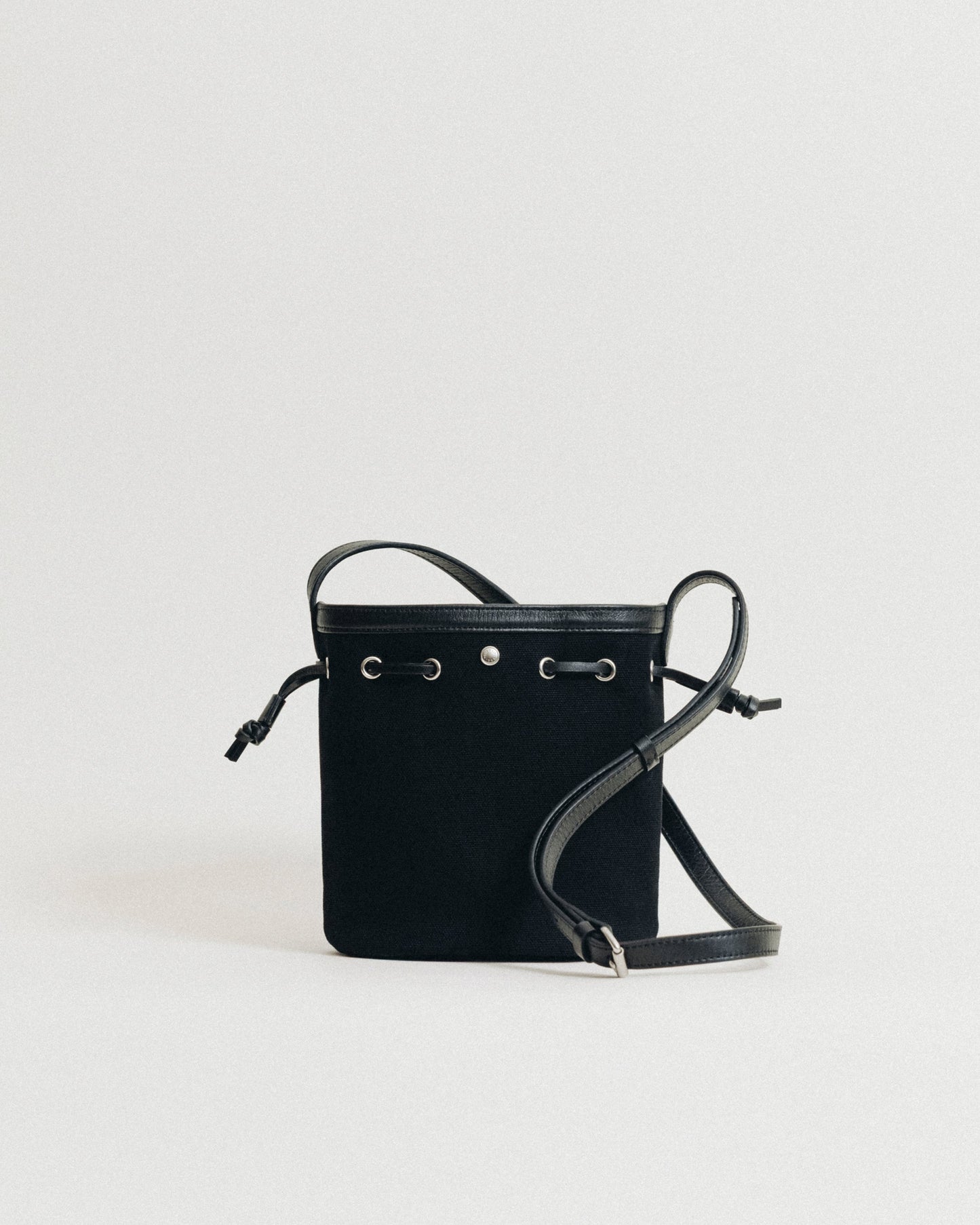 SAC COQUILLE BUCKET MINI BLACK