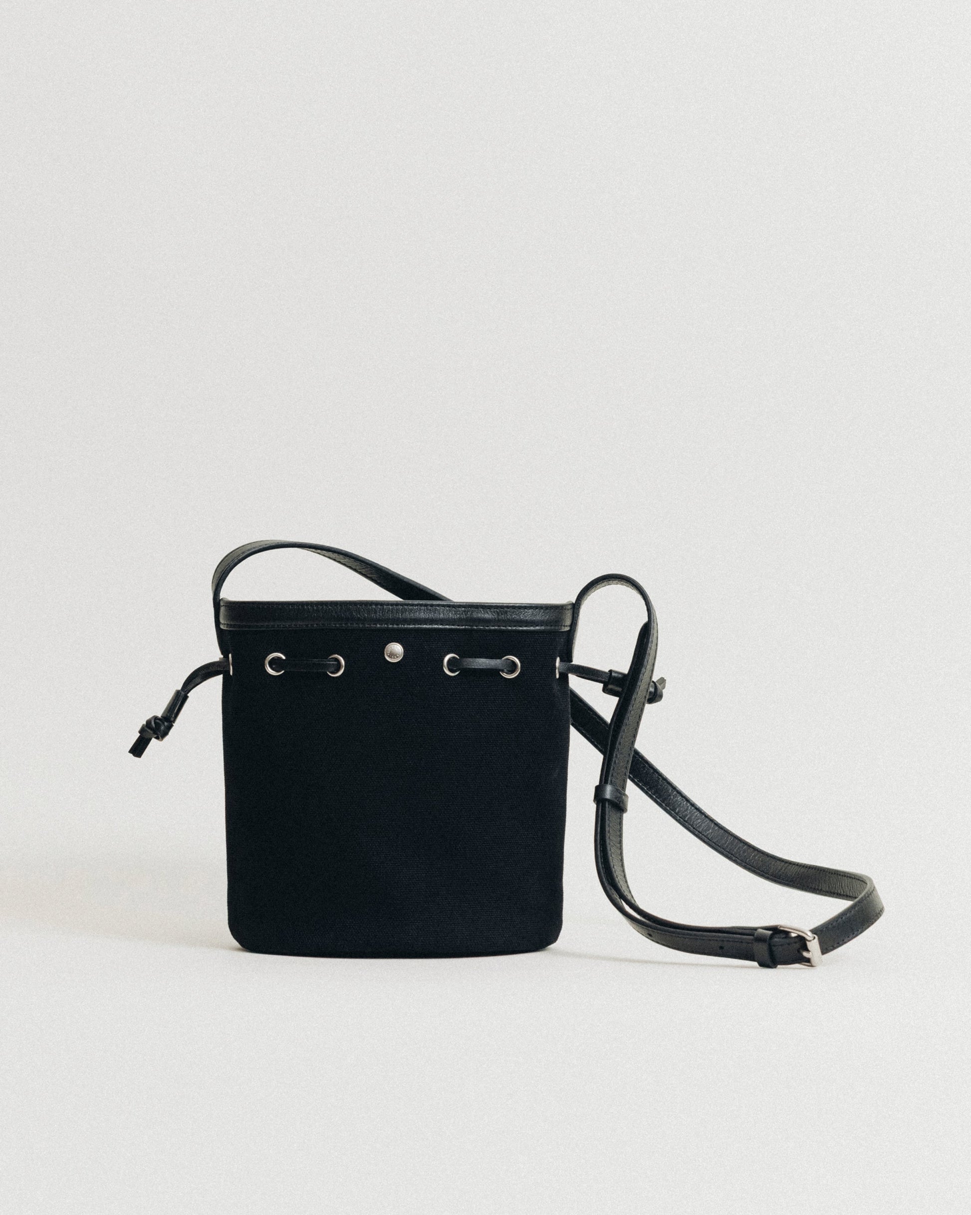 SAC COQUILLE BUCKET MINI BLACK