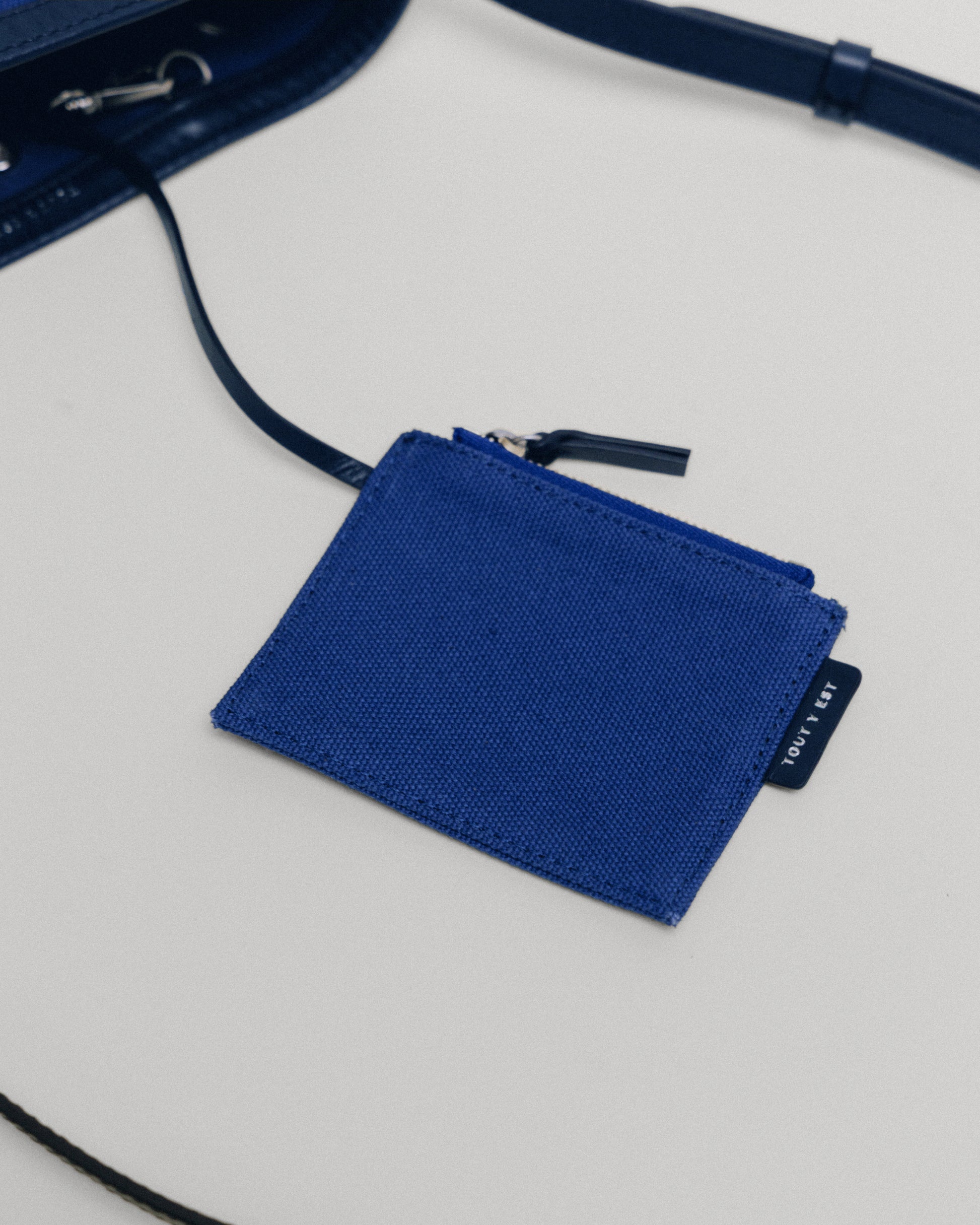 SAC COQUILLE BUCKET MINI BLUE