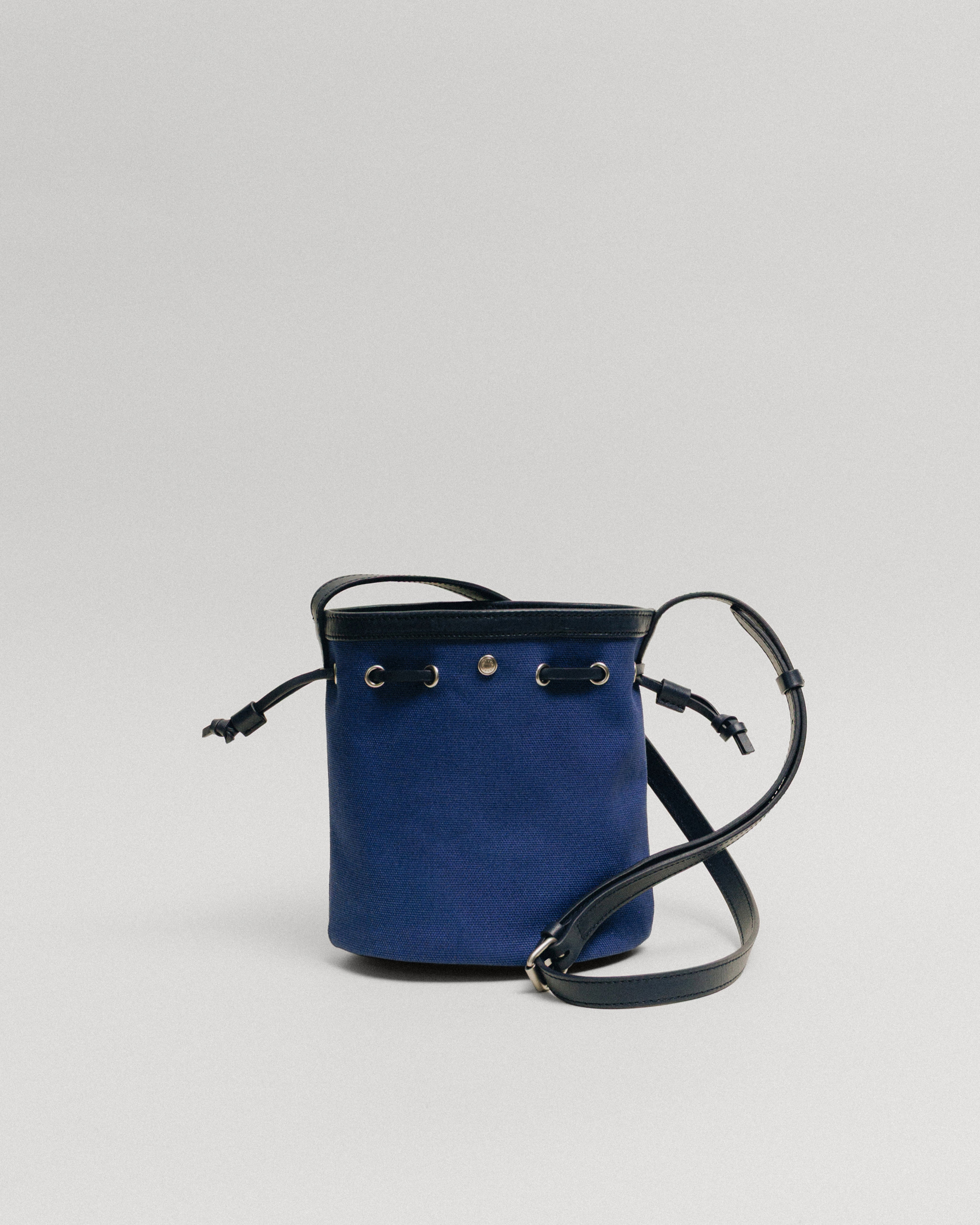SAC COQUILLE BUCKET MINI BLUE – TOUT Y EST JP