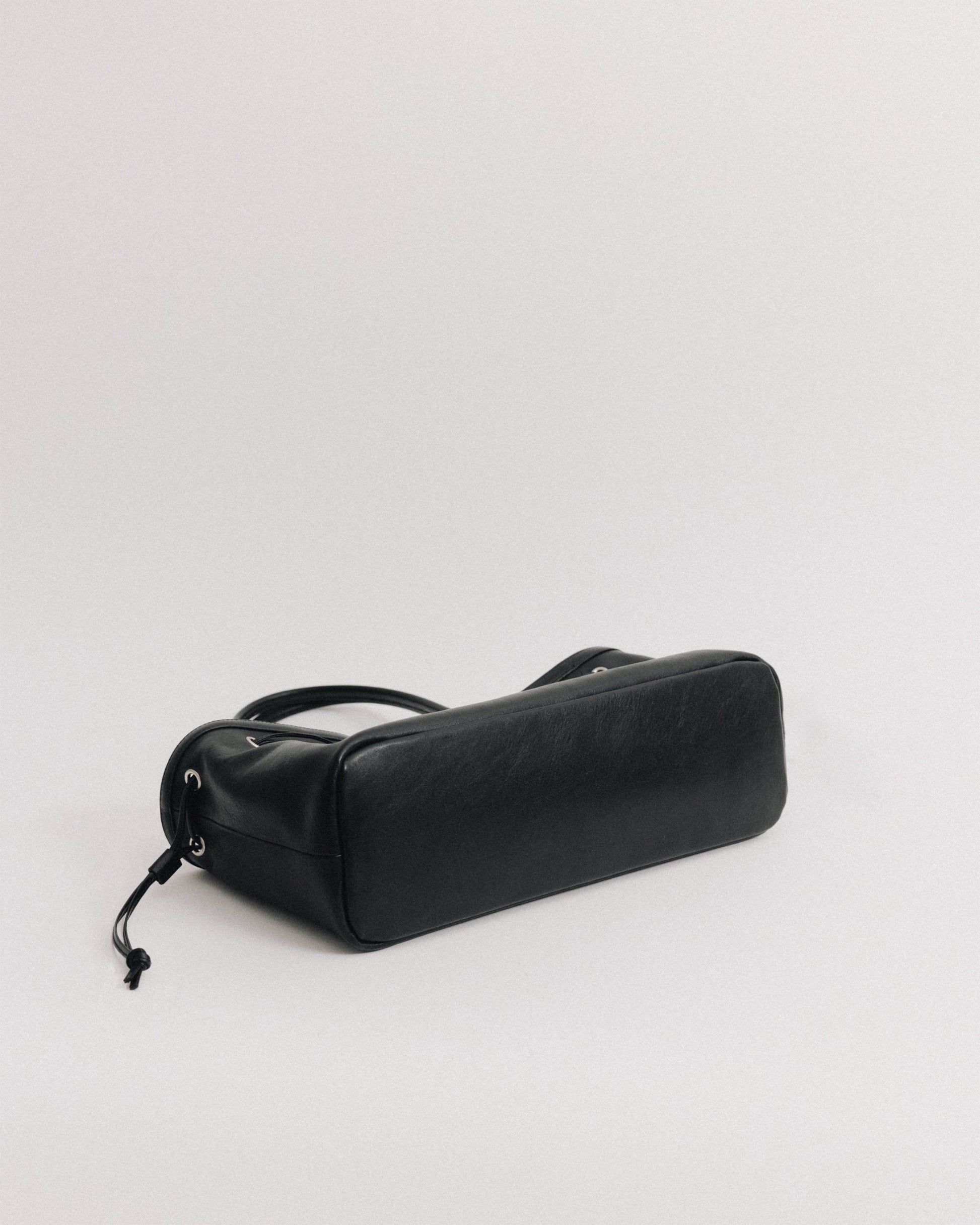 SAC COQUILLE BASSE SOFT BLACK