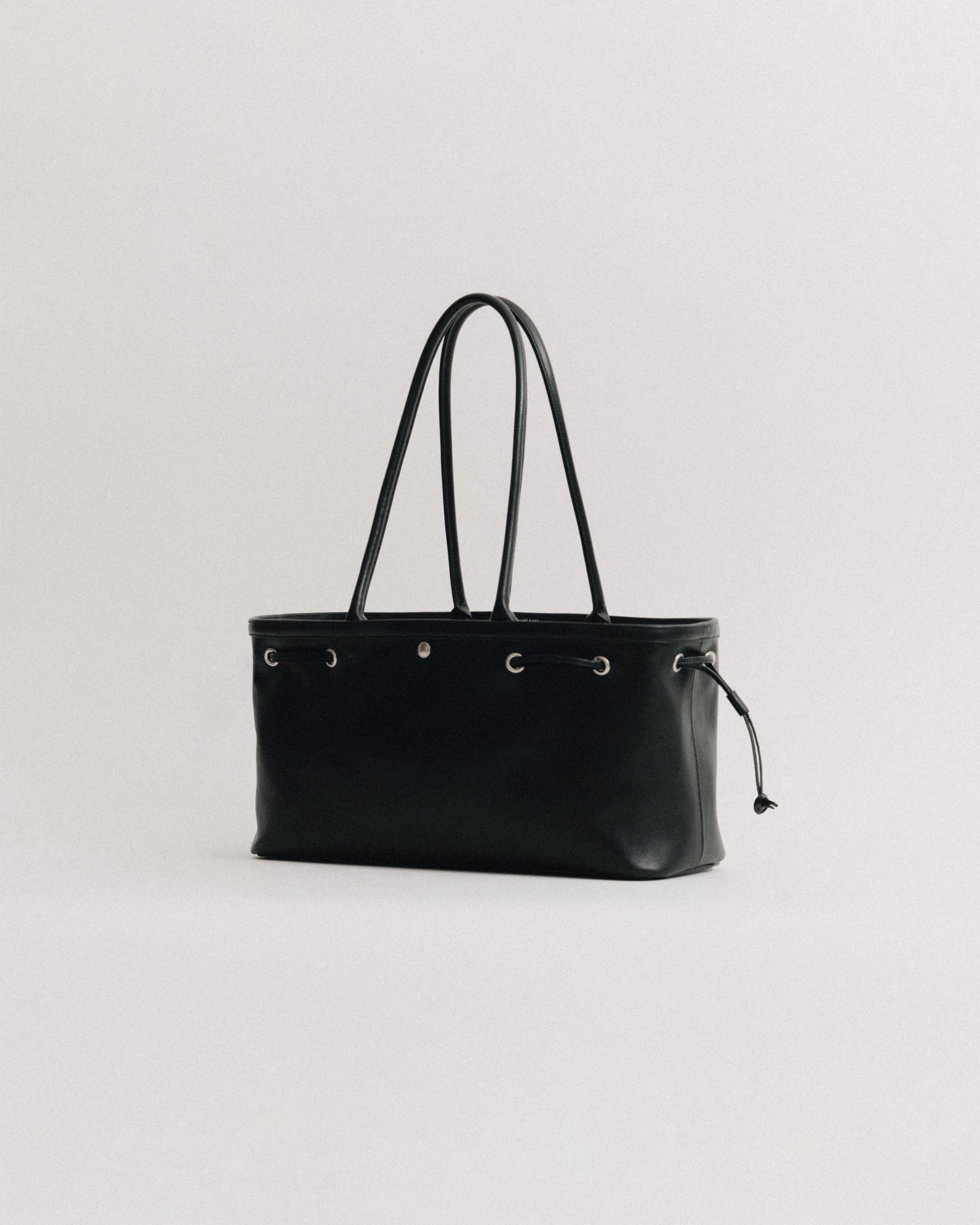 SAC COQUILLE BASSE SOFT BLACK