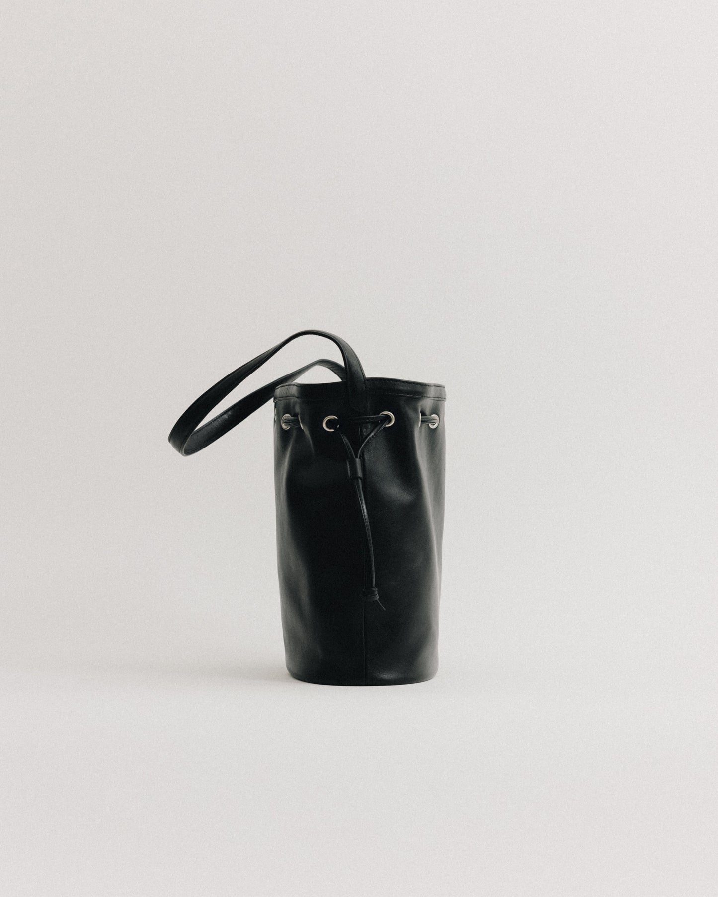 SAC COQUILLE BUCKET SOFT BLACK