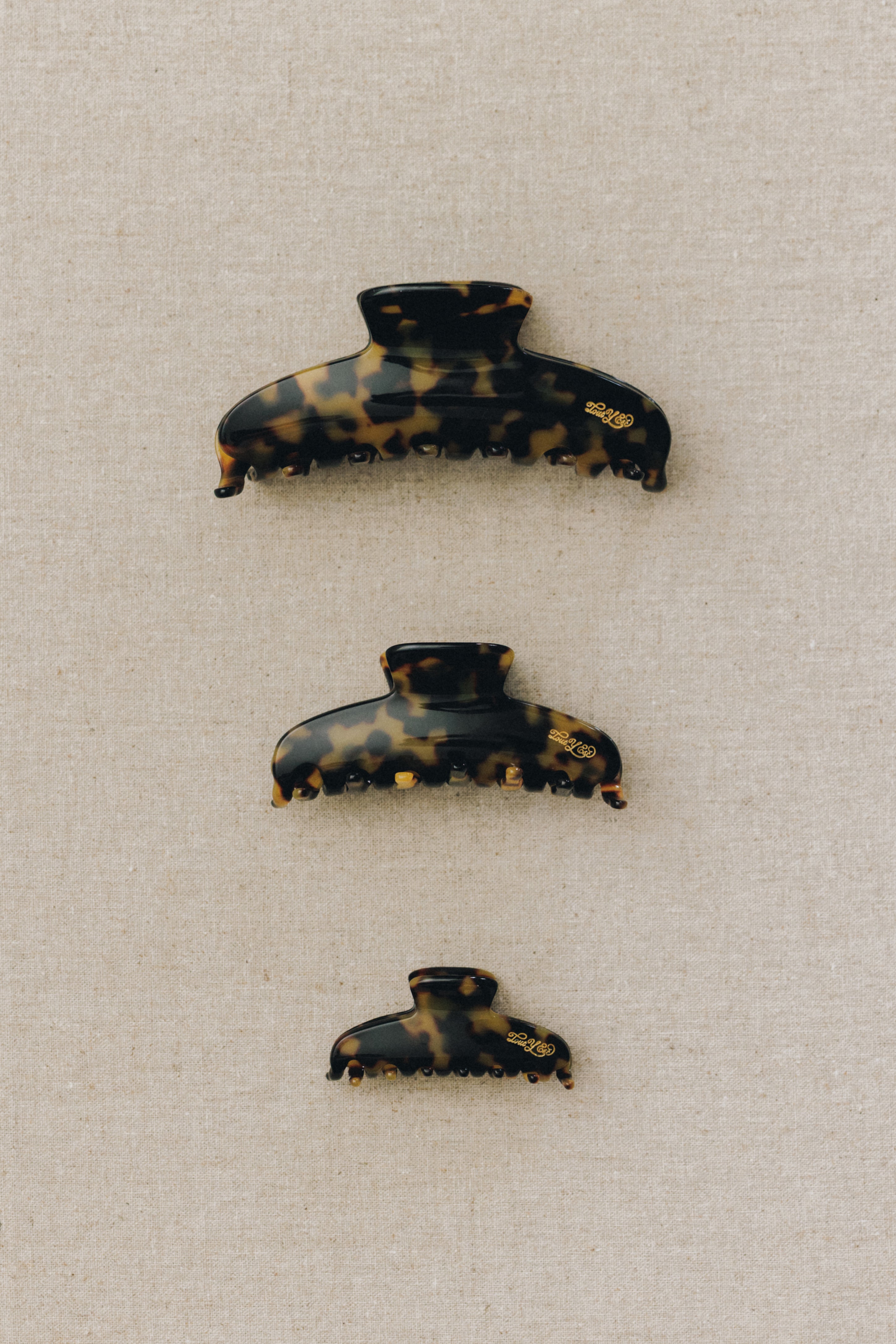 PINCE MEDIUM LEOPARD – TOUT Y EST JP