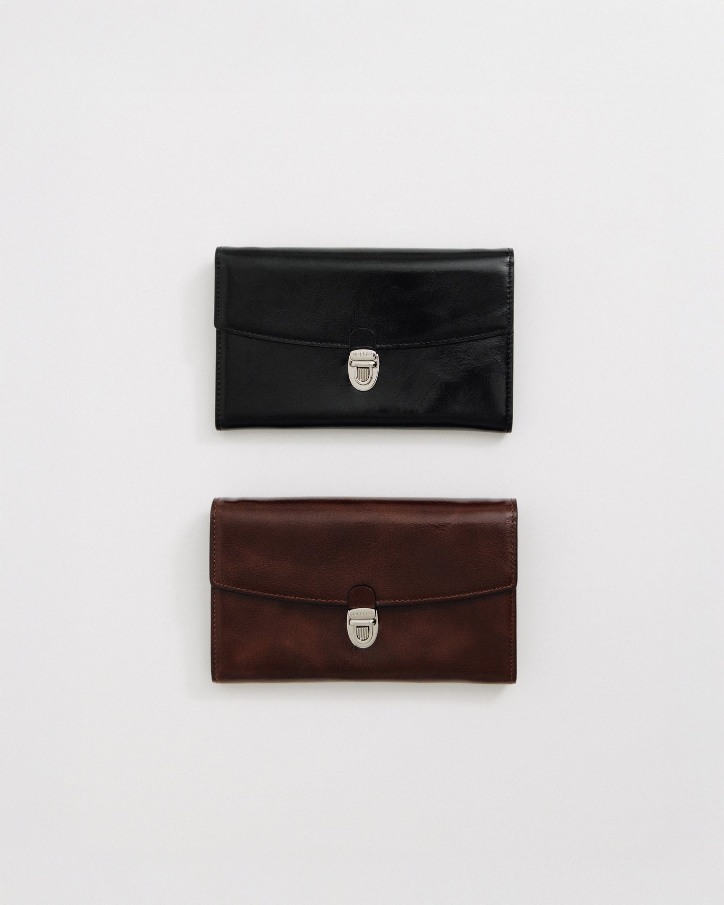 PORTE CARTES LOQUET ÉPAULE BLACK