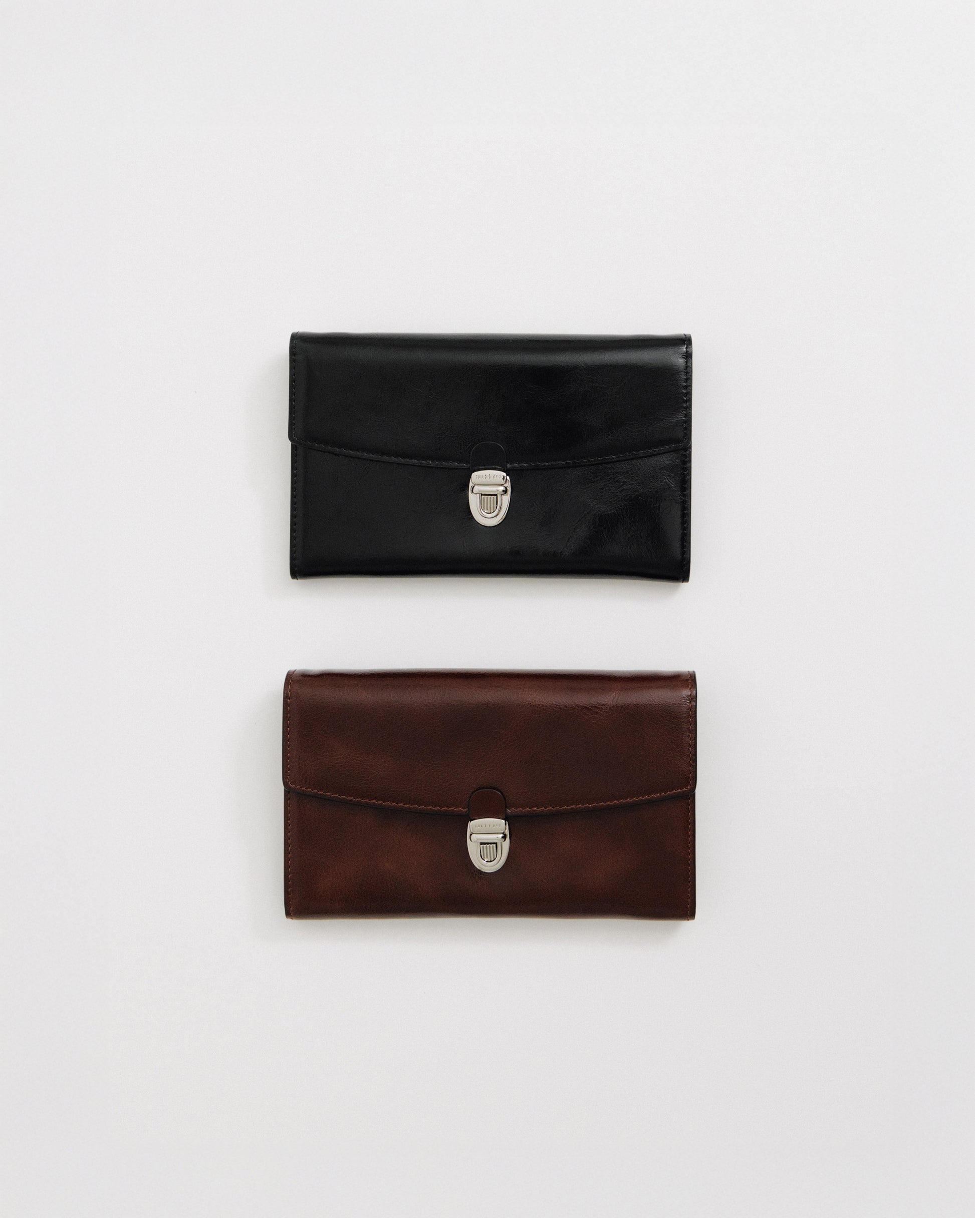 PORTE CARTES LOQUET ÉPAULE BLACK